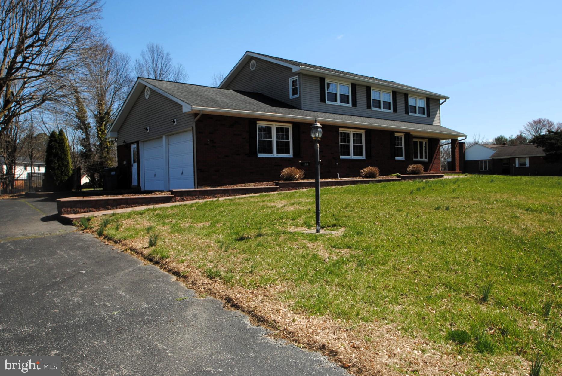 ROLLING MEADOWS - Residential