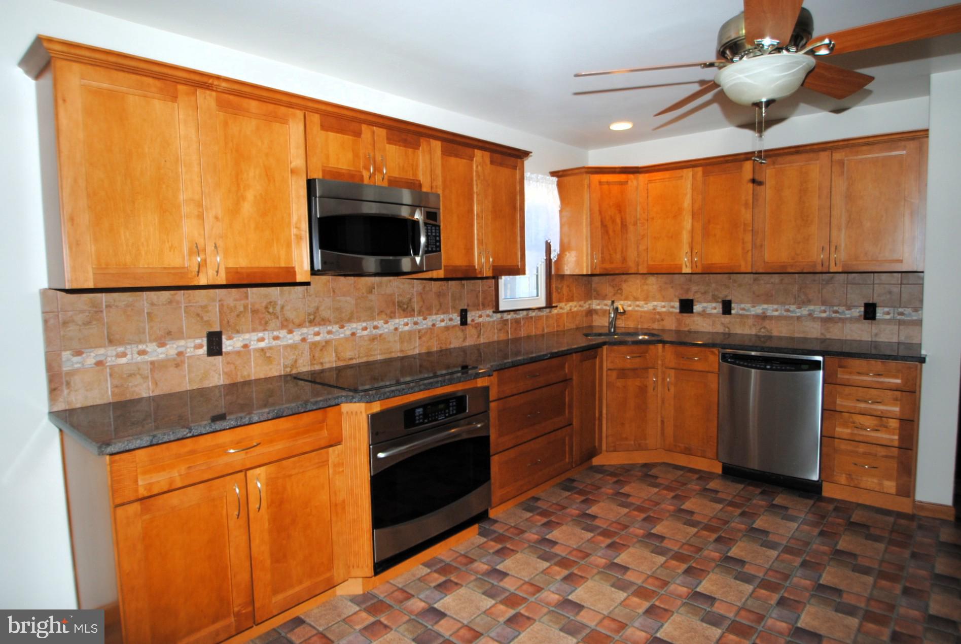 ROLLING MEADOWS - Residential