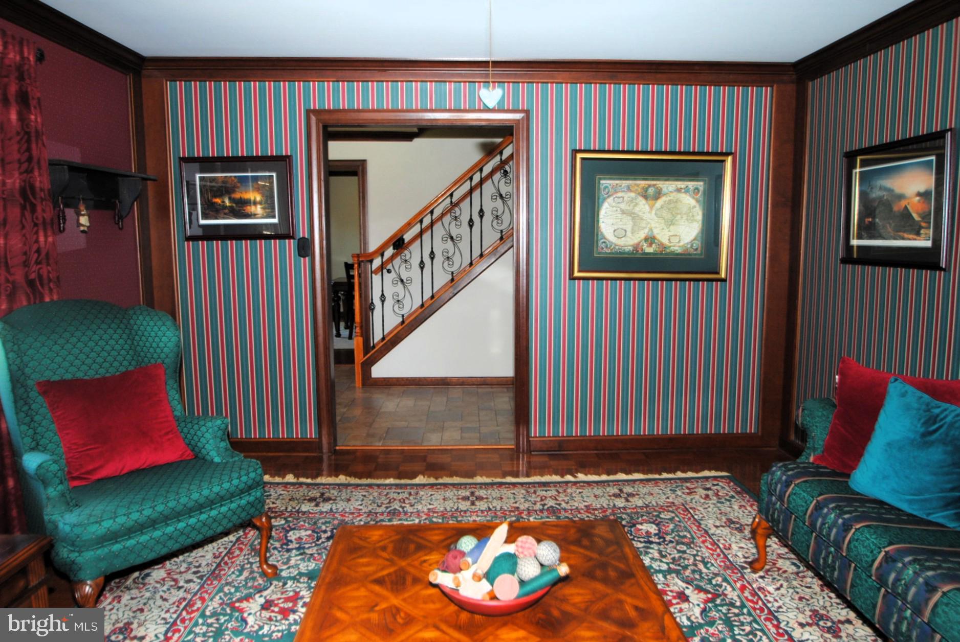 ROLLING MEADOWS - Residential