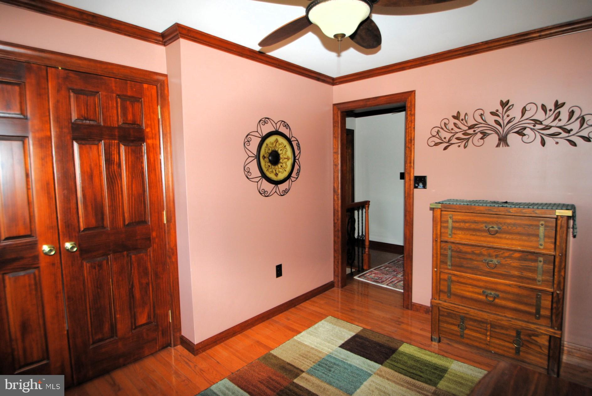 ROLLING MEADOWS - Residential