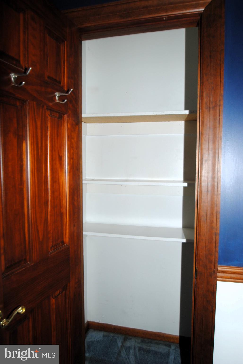 ROLLING MEADOWS - Residential