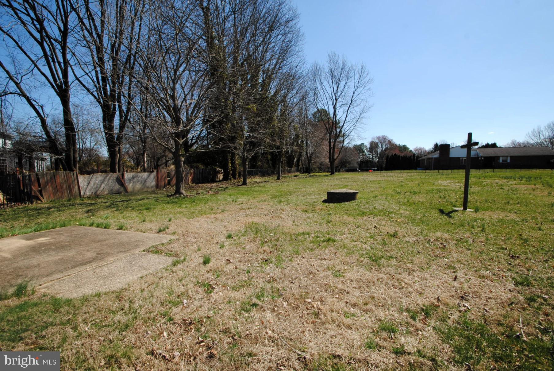 ROLLING MEADOWS - Residential