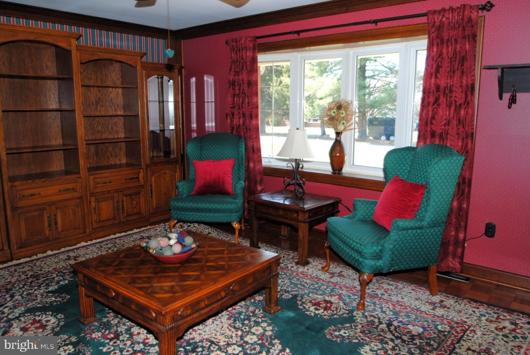 ROLLING MEADOWS - Residential