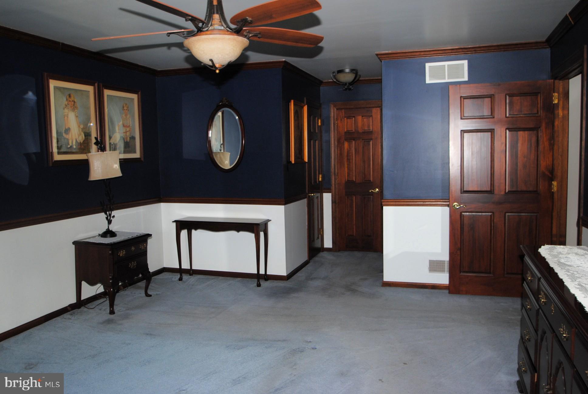 ROLLING MEADOWS - Residential