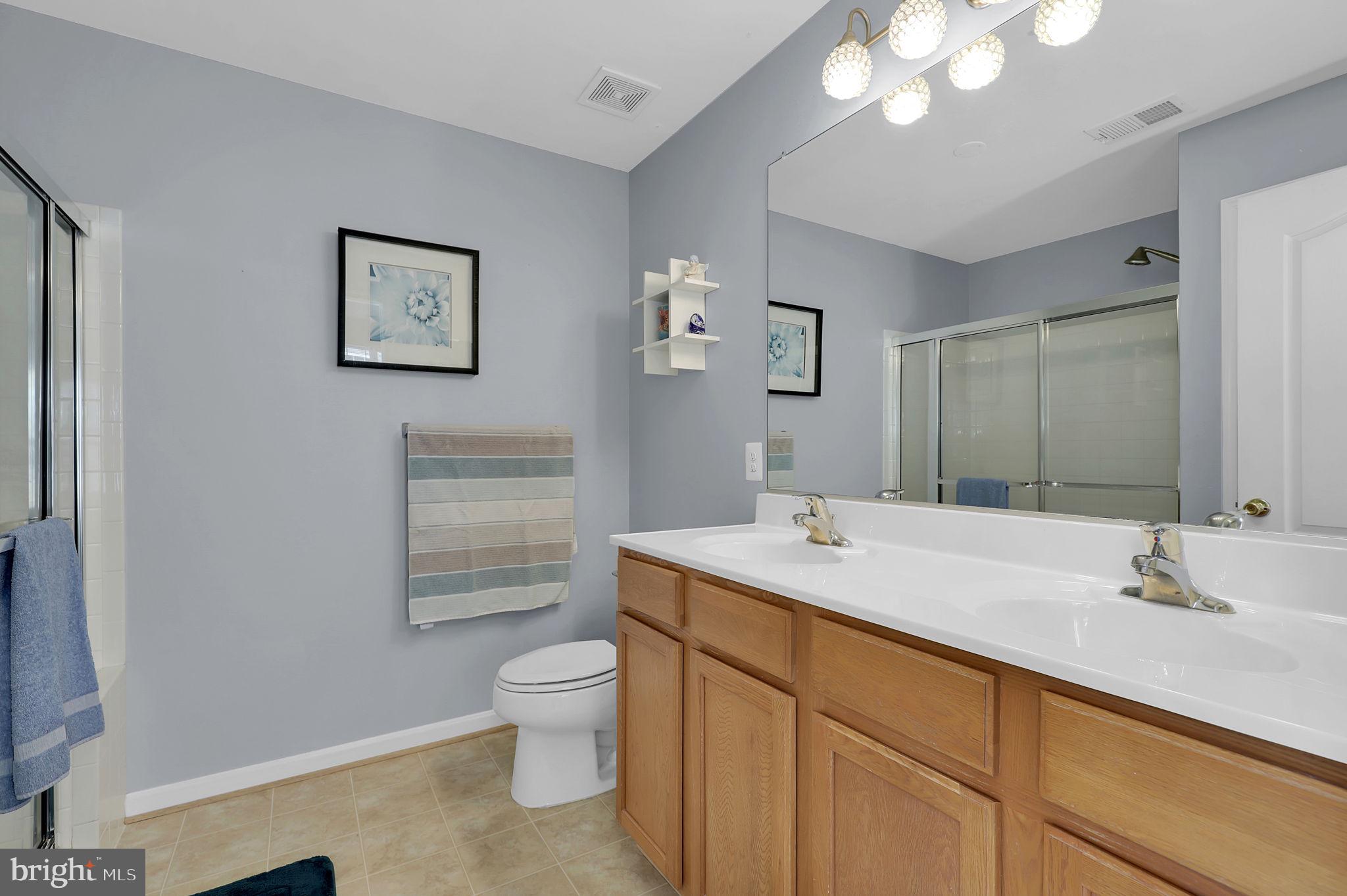 KENSINGTON VILLAS - Residential