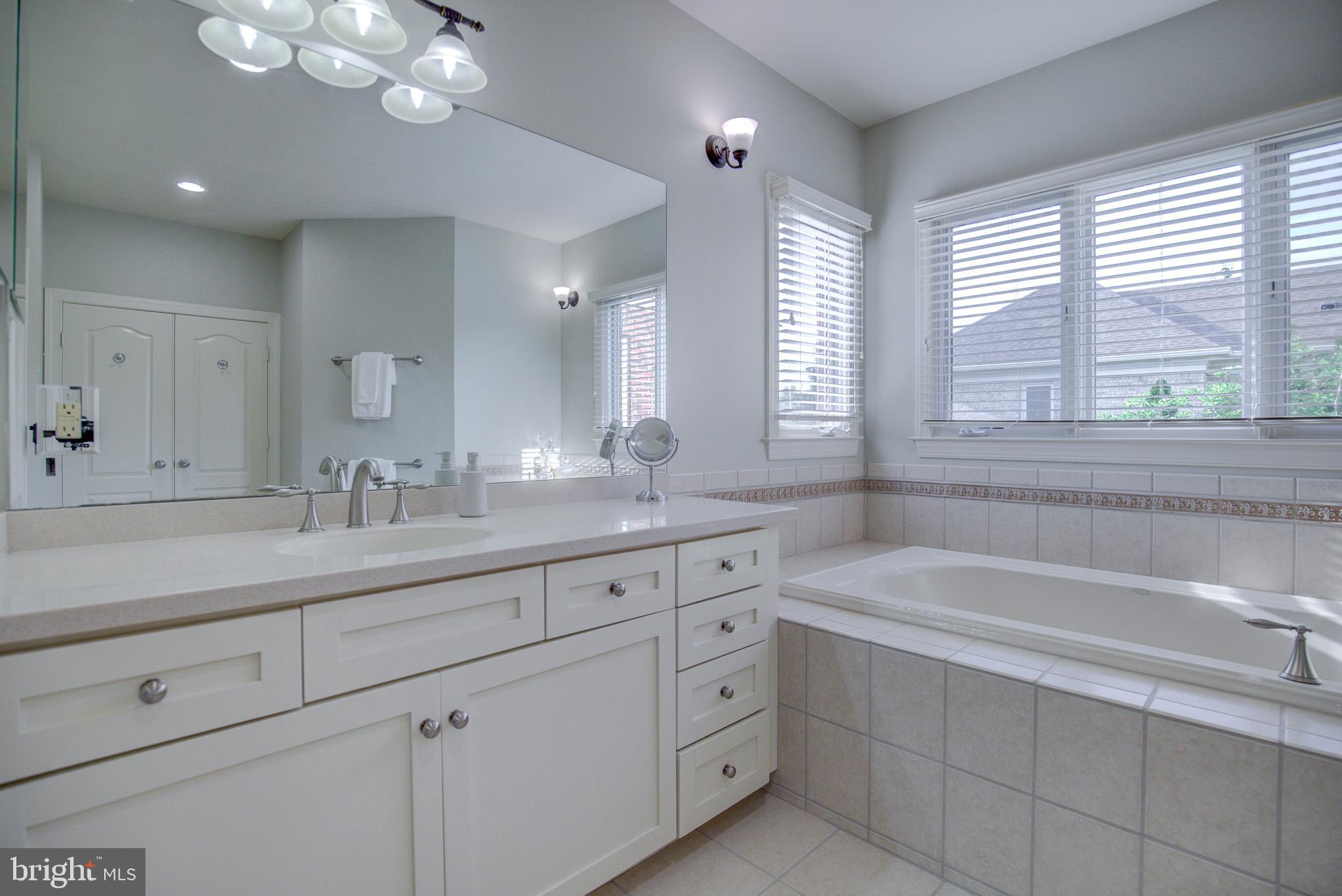 BRAMBLETON LANDBAY - Residential