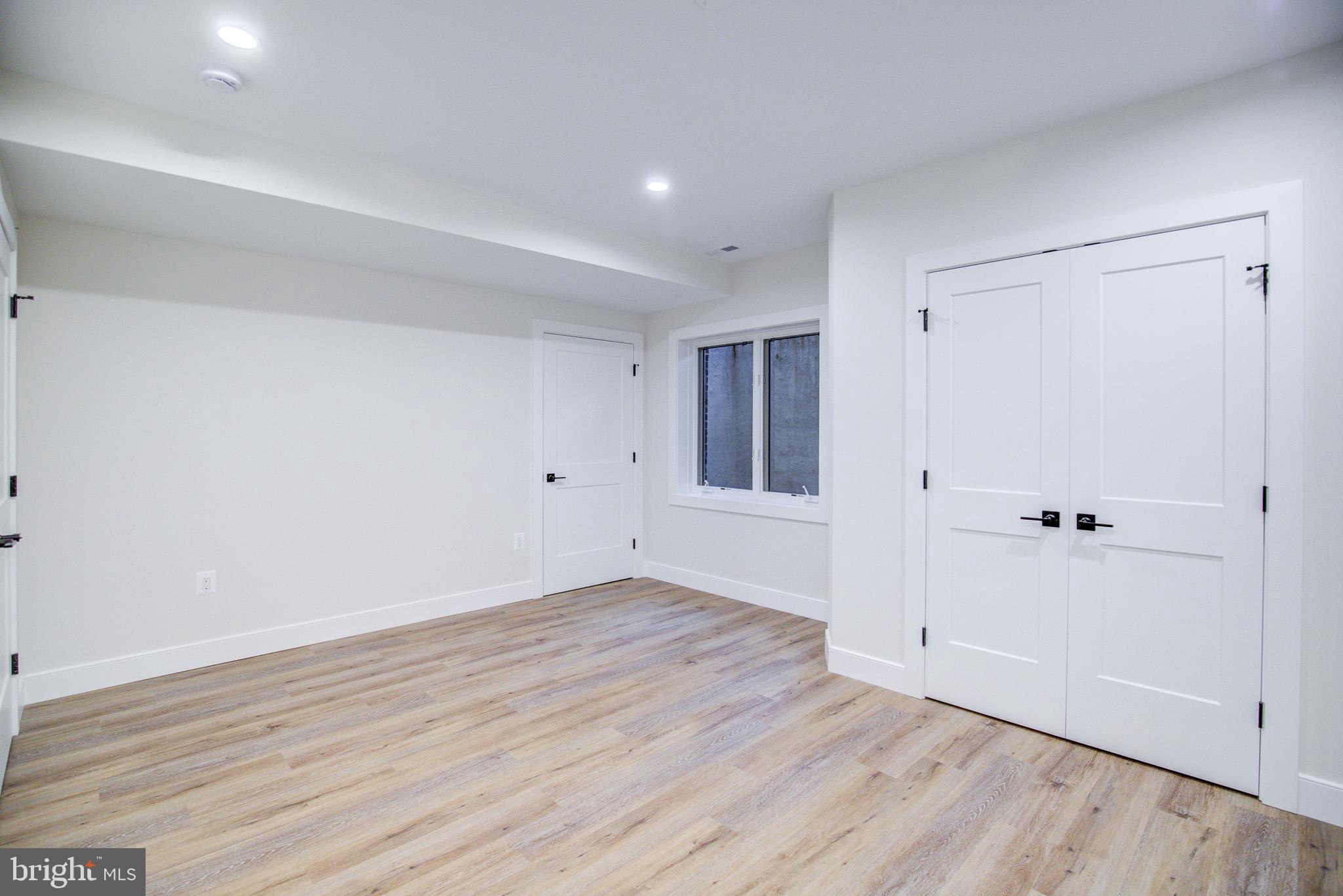 BRAMBLETON LANDBAY - Residential