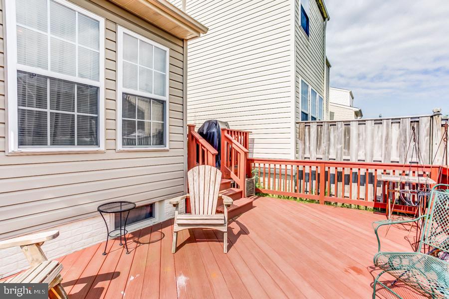 EATON SQUARE - Residential Lease