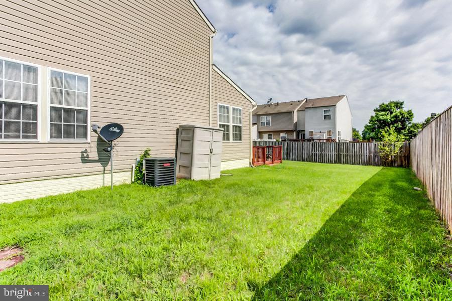 EATON SQUARE - Residential Lease