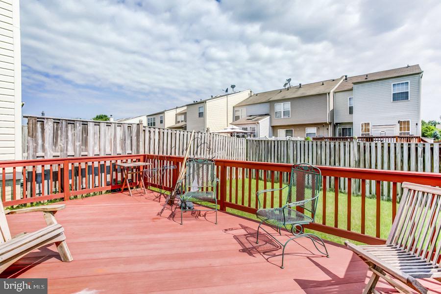 EATON SQUARE - Residential Lease