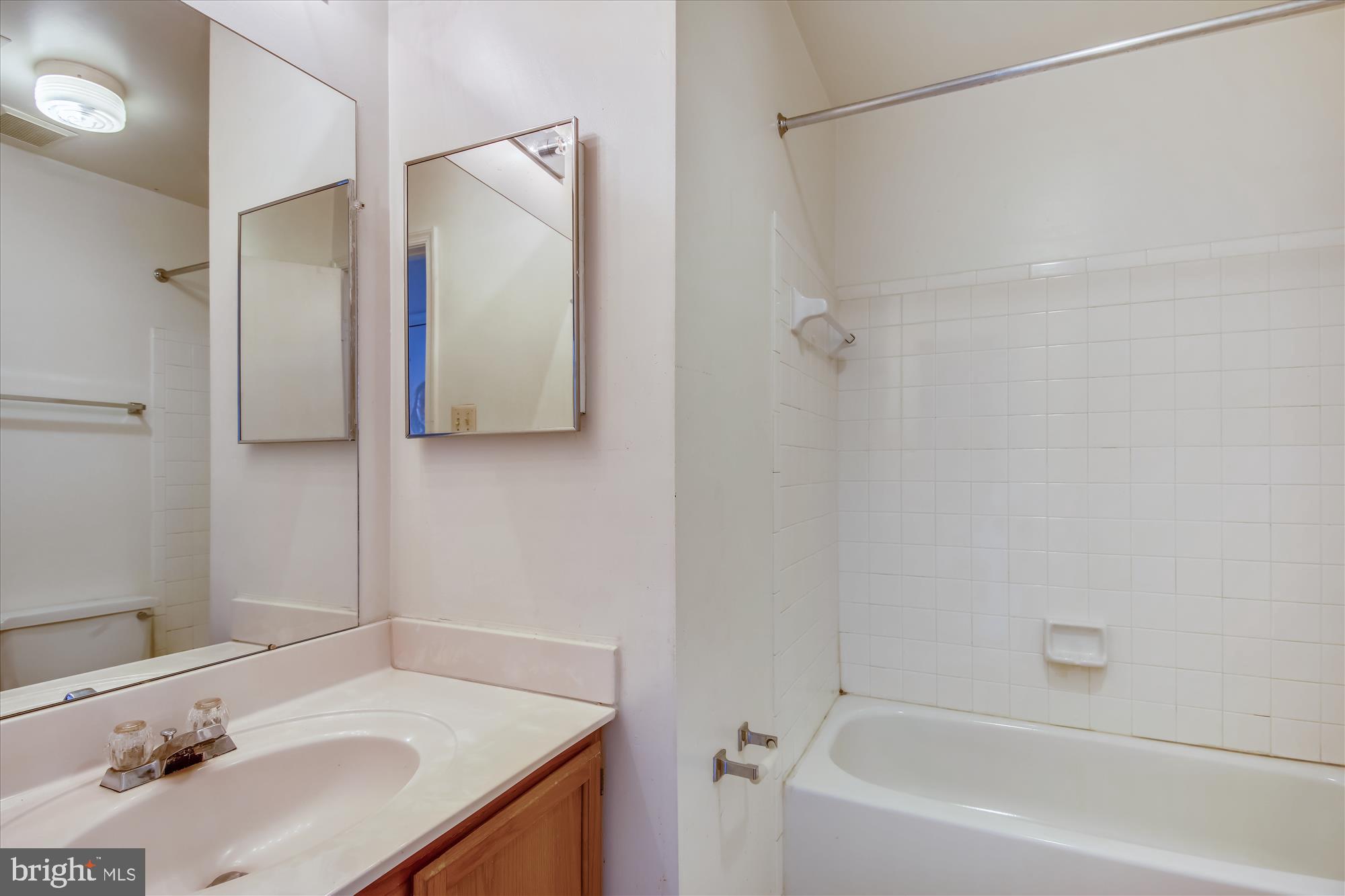 NORTHLAKE- PLAT 4 - Residential