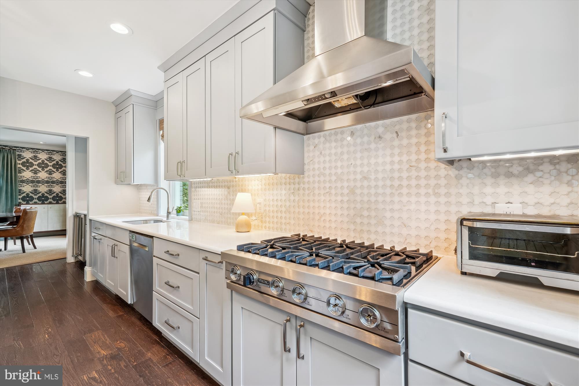 CHEVY CHASE - Residential