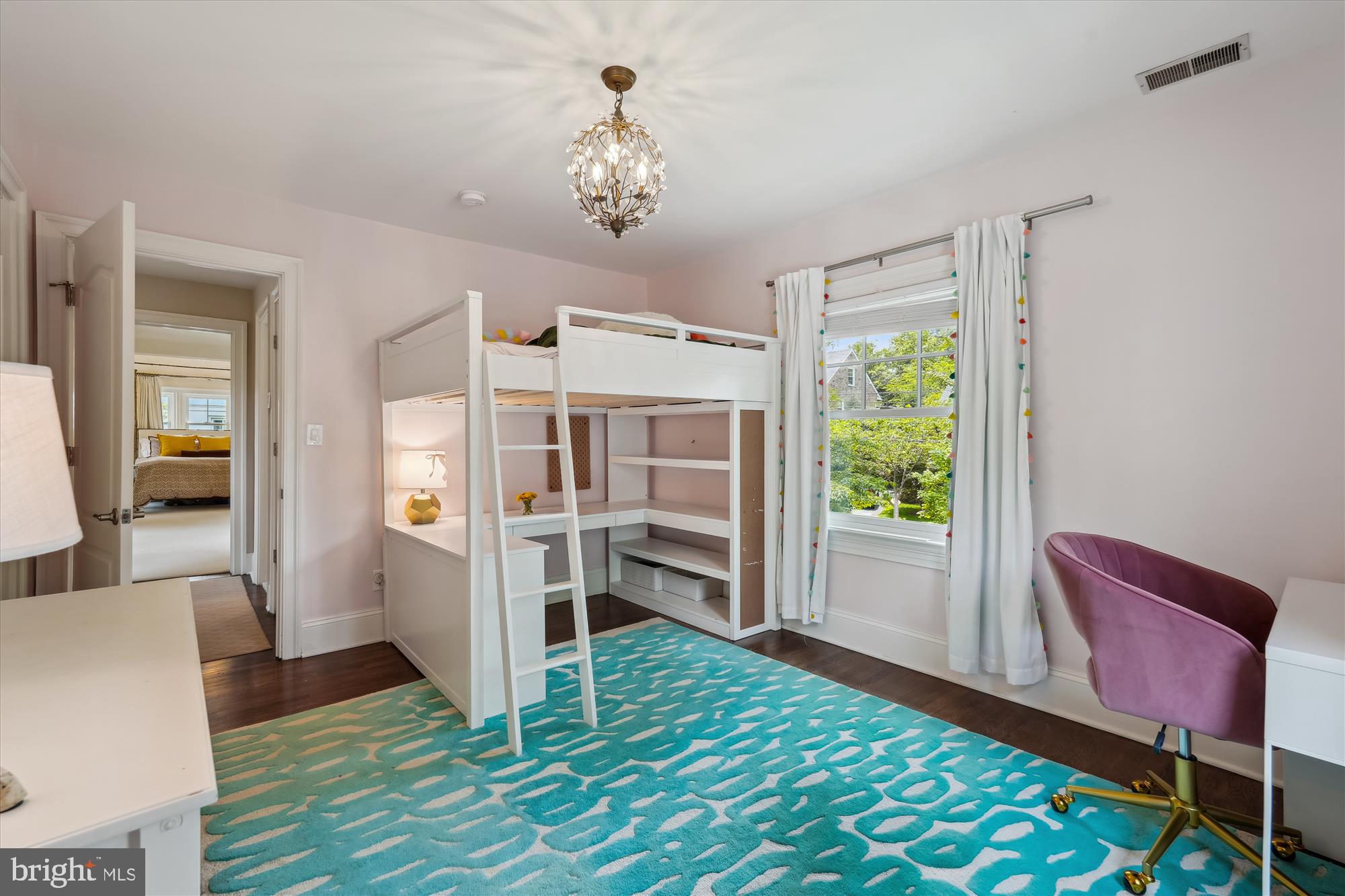 CHEVY CHASE - Residential