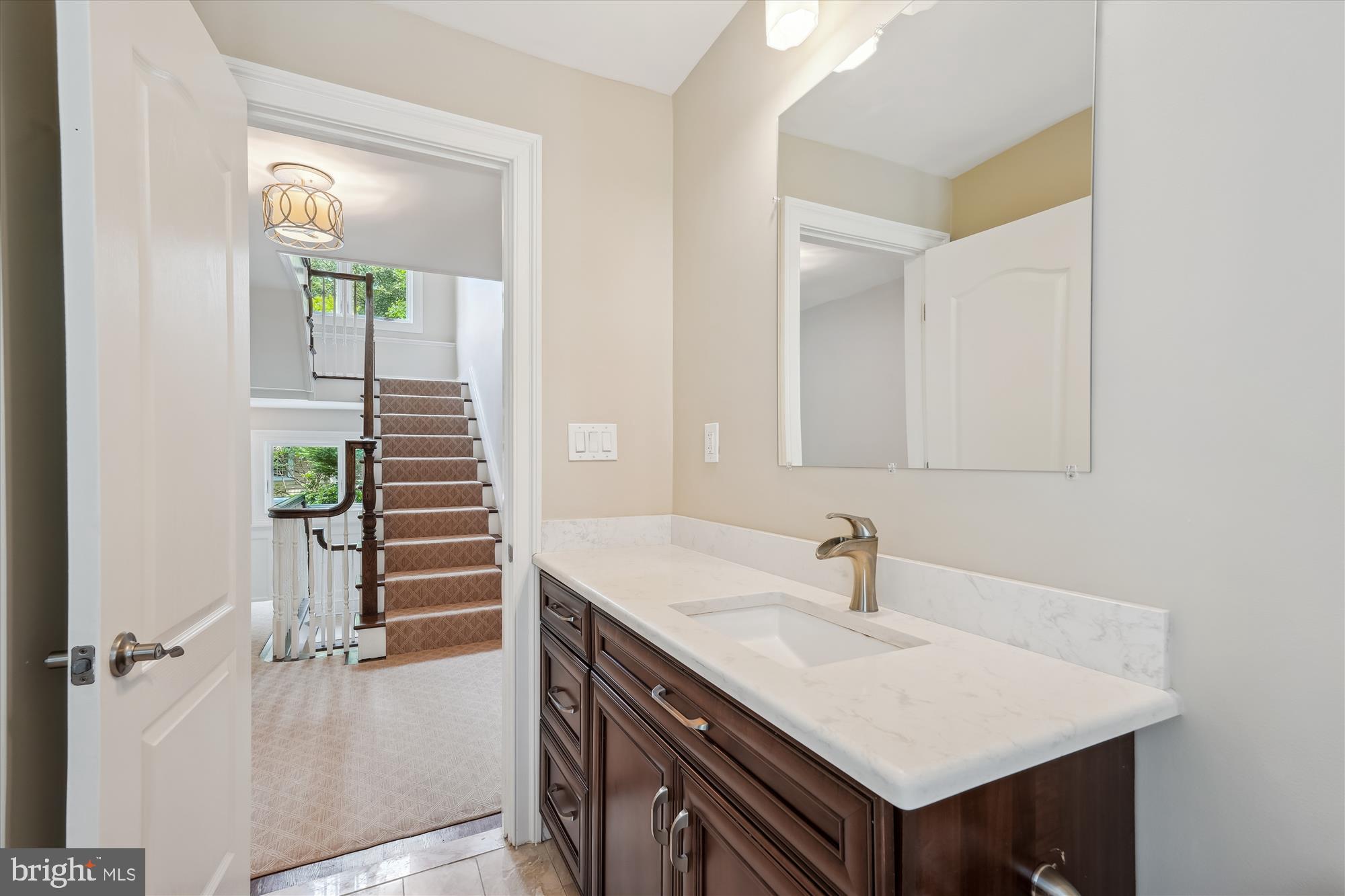 CHEVY CHASE - Residential