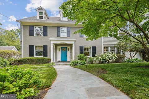 7015 BEECHWOOD DRIVE CHEVY CHASE MD 20815