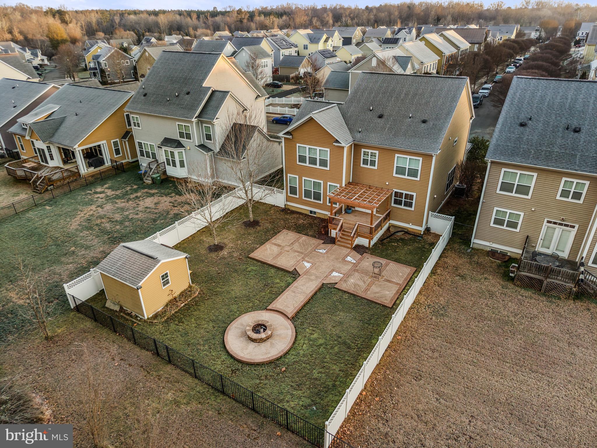 LADYSMITH VILLAGE - Residential