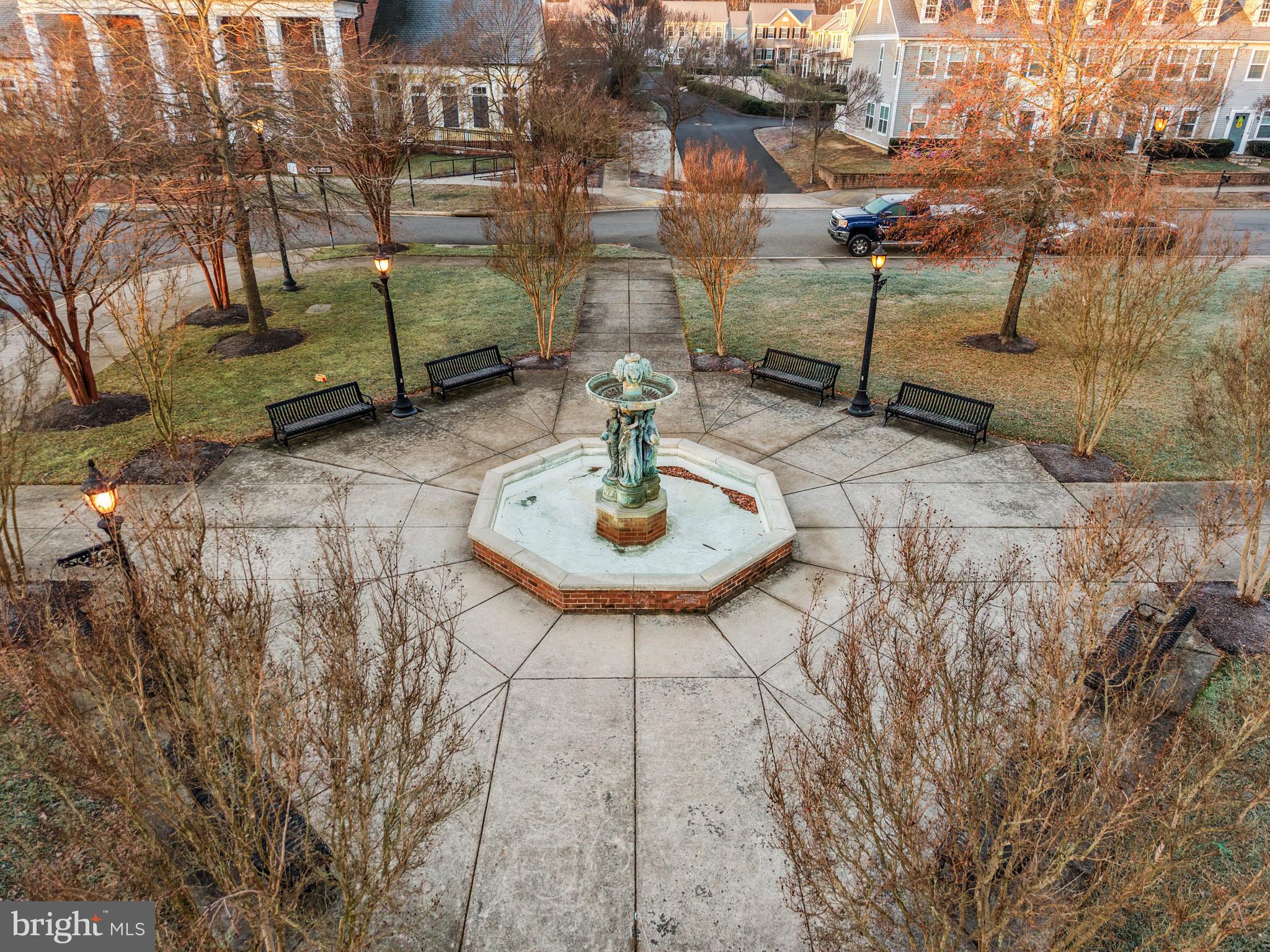 LADYSMITH VILLAGE - Residential