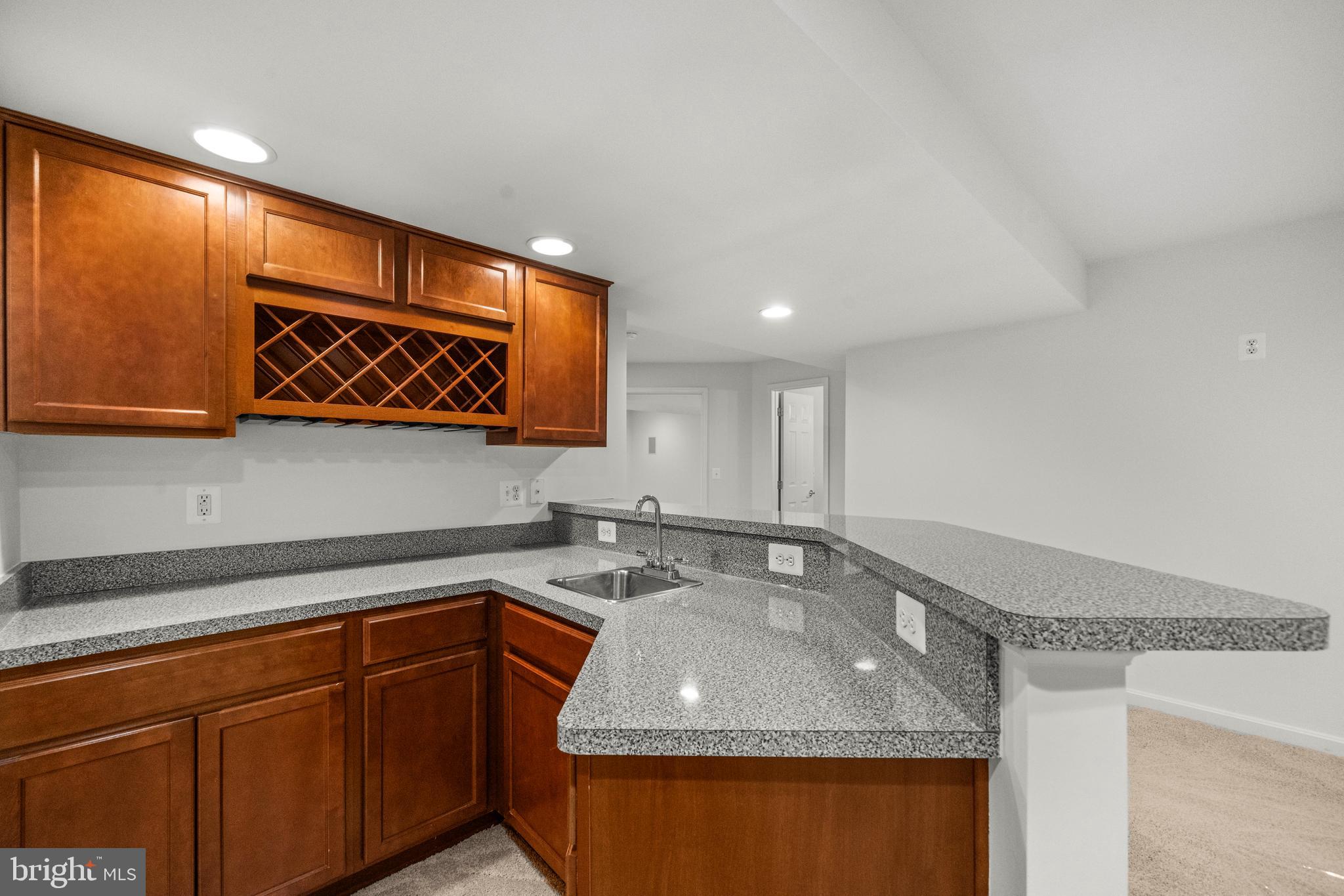 LADYSMITH VILLAGE - Residential