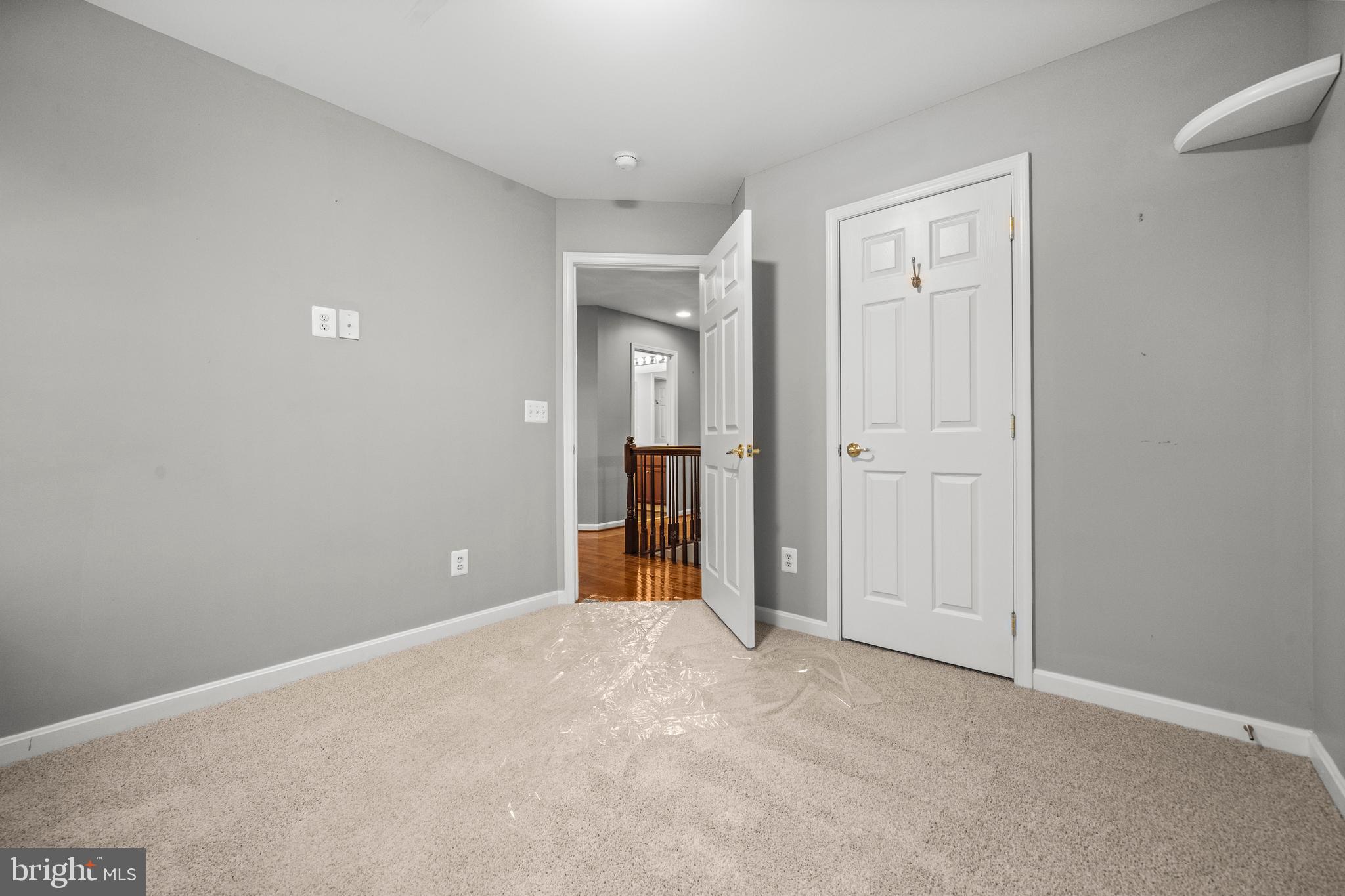 LADYSMITH VILLAGE - Residential