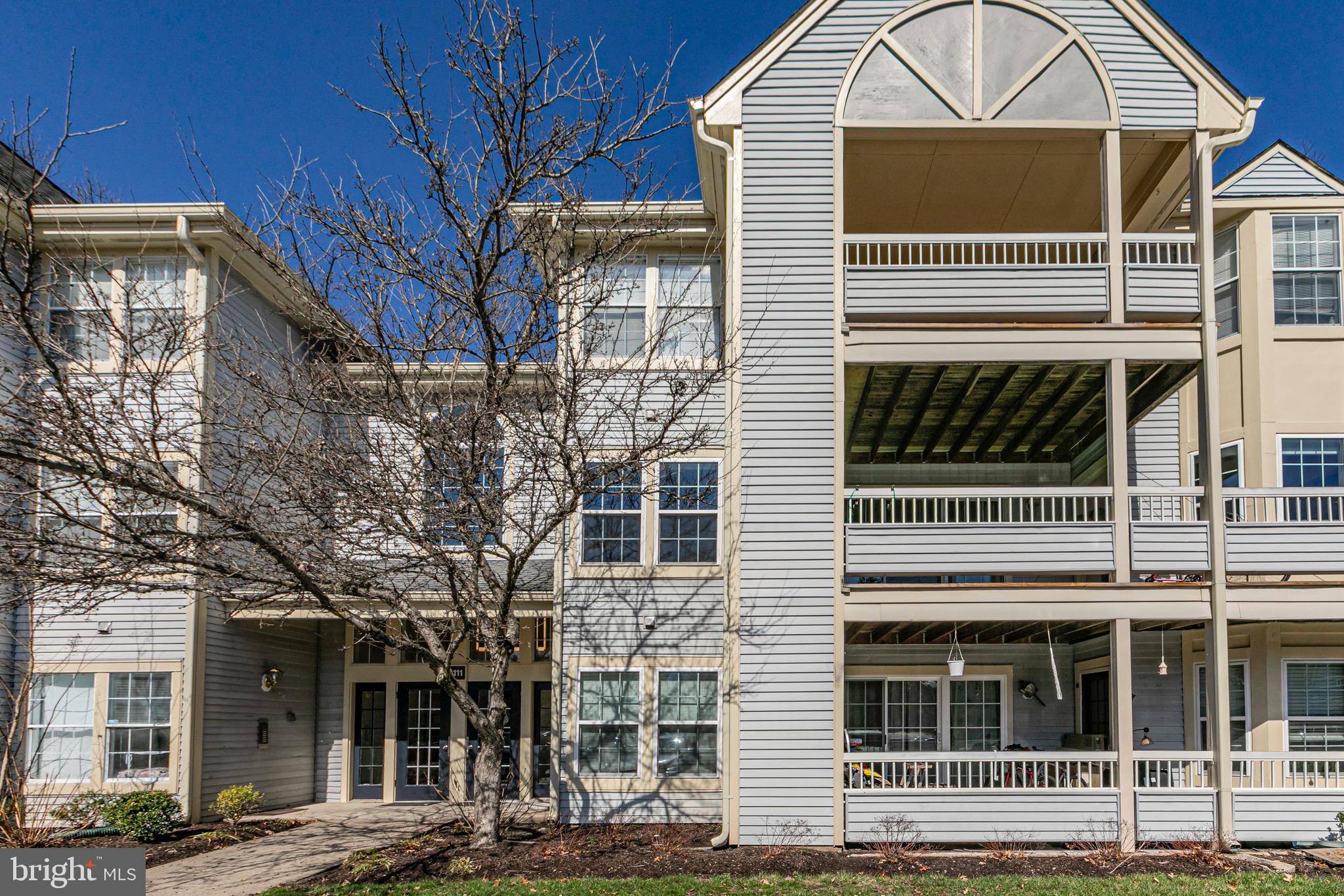 111 BISCAYNE COURT 8