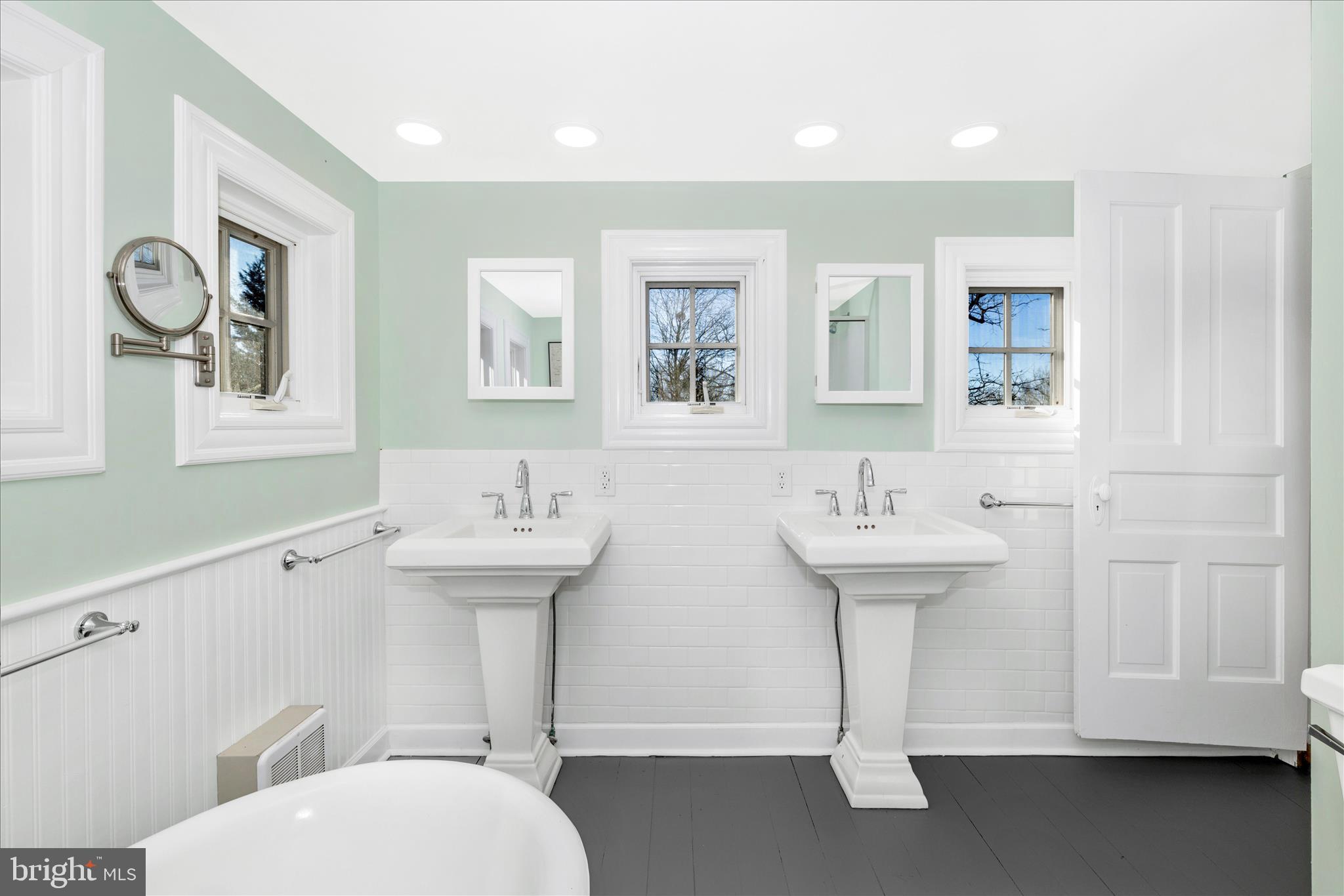 BARNESVILLE OUTSIDE - Residential