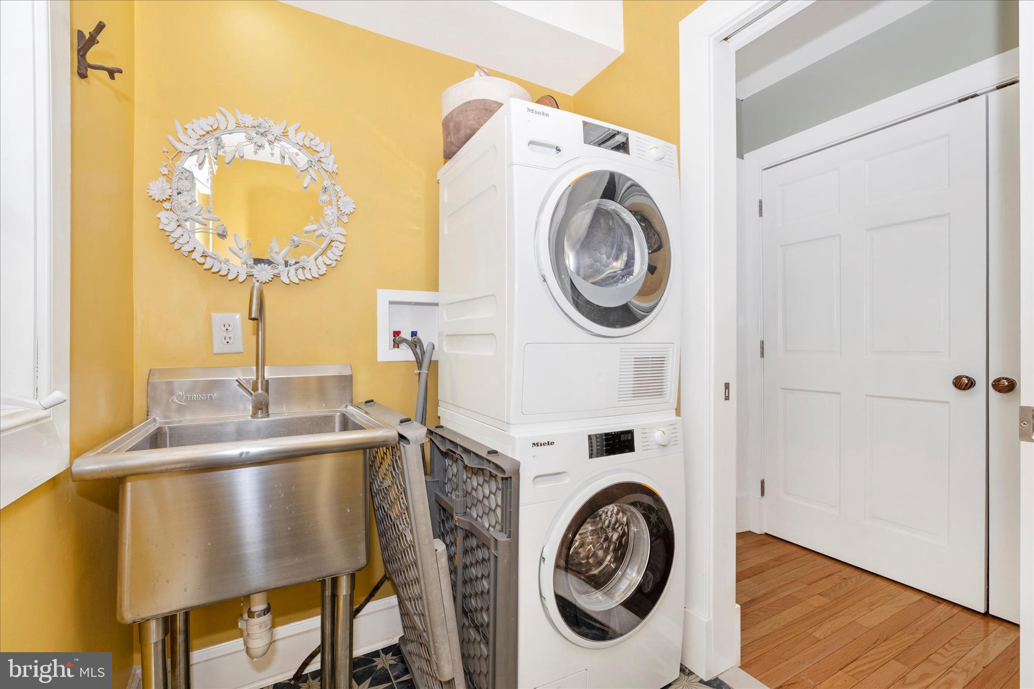 BARNESVILLE OUTSIDE - Residential