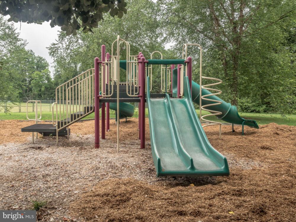 BARNESVILLE OUTSIDE - Residential