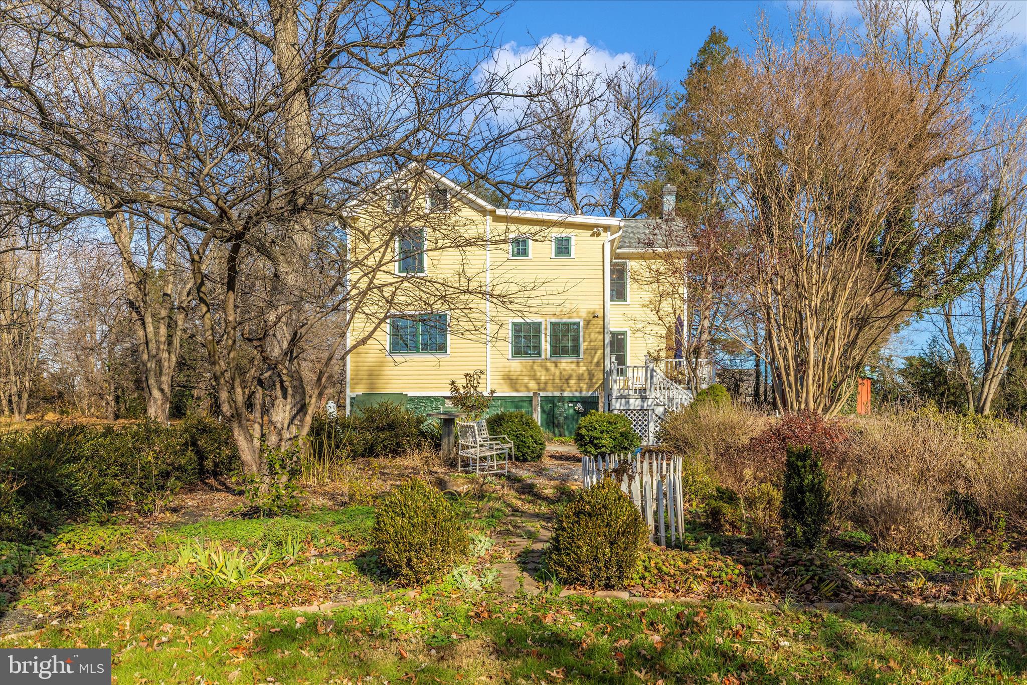 BARNESVILLE OUTSIDE - Residential