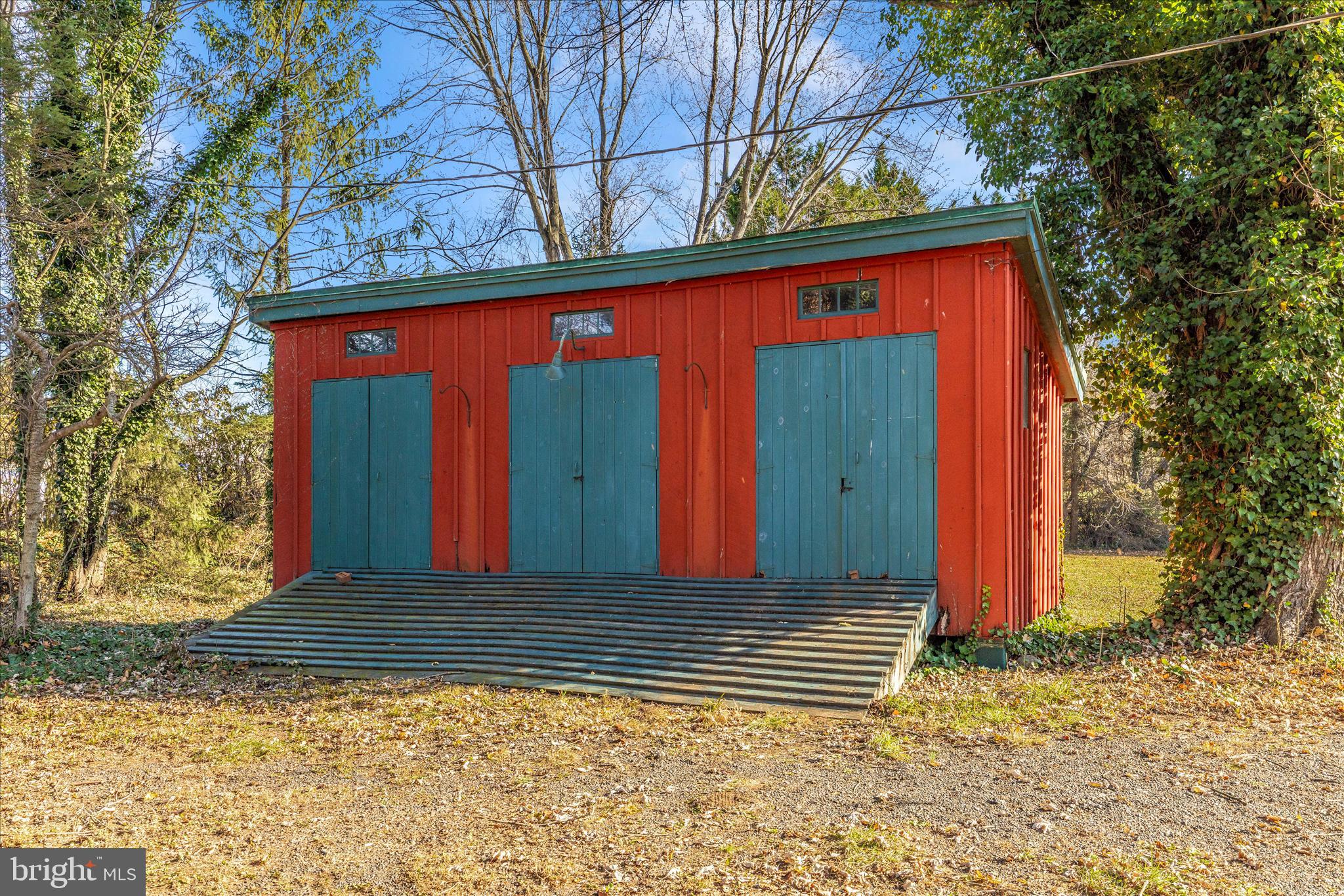 BARNESVILLE OUTSIDE - Residential