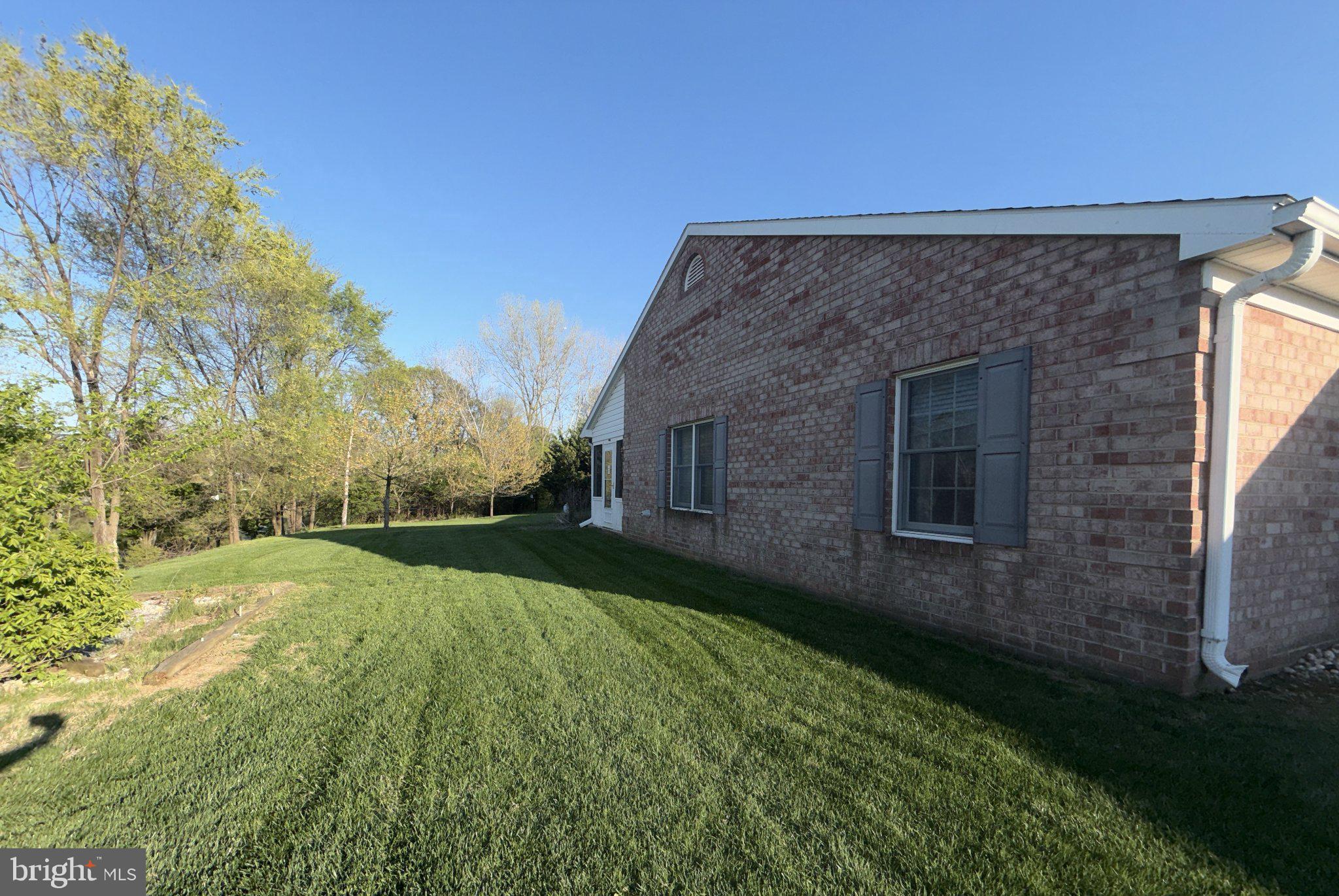 EAST RIDGE TOWNHOMES - Residential