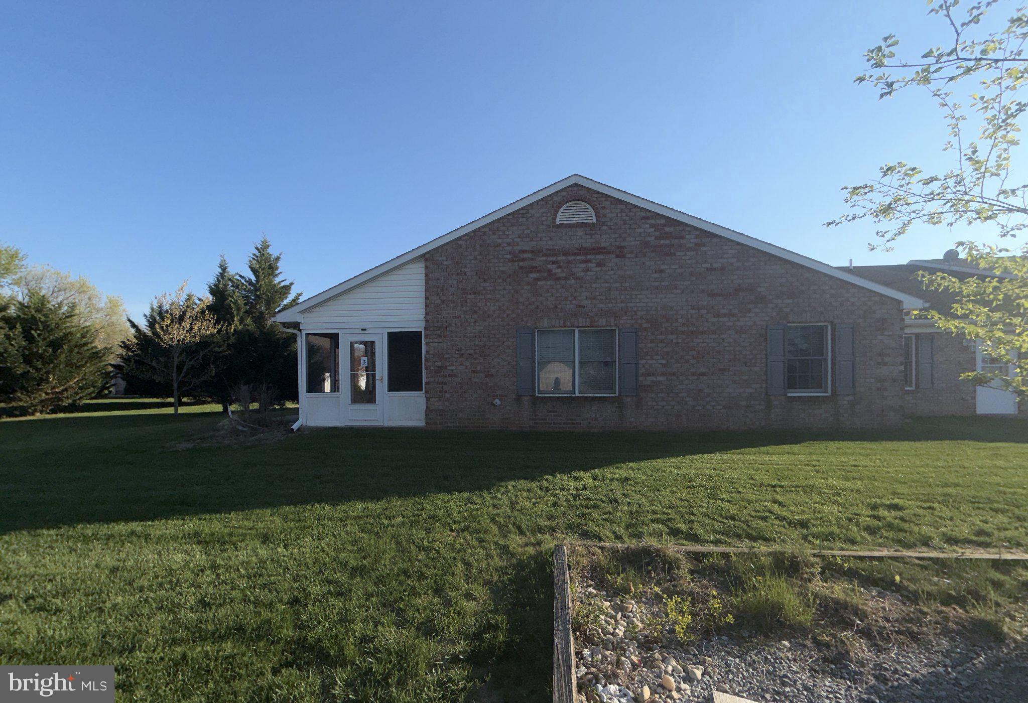 EAST RIDGE TOWNHOMES - Residential