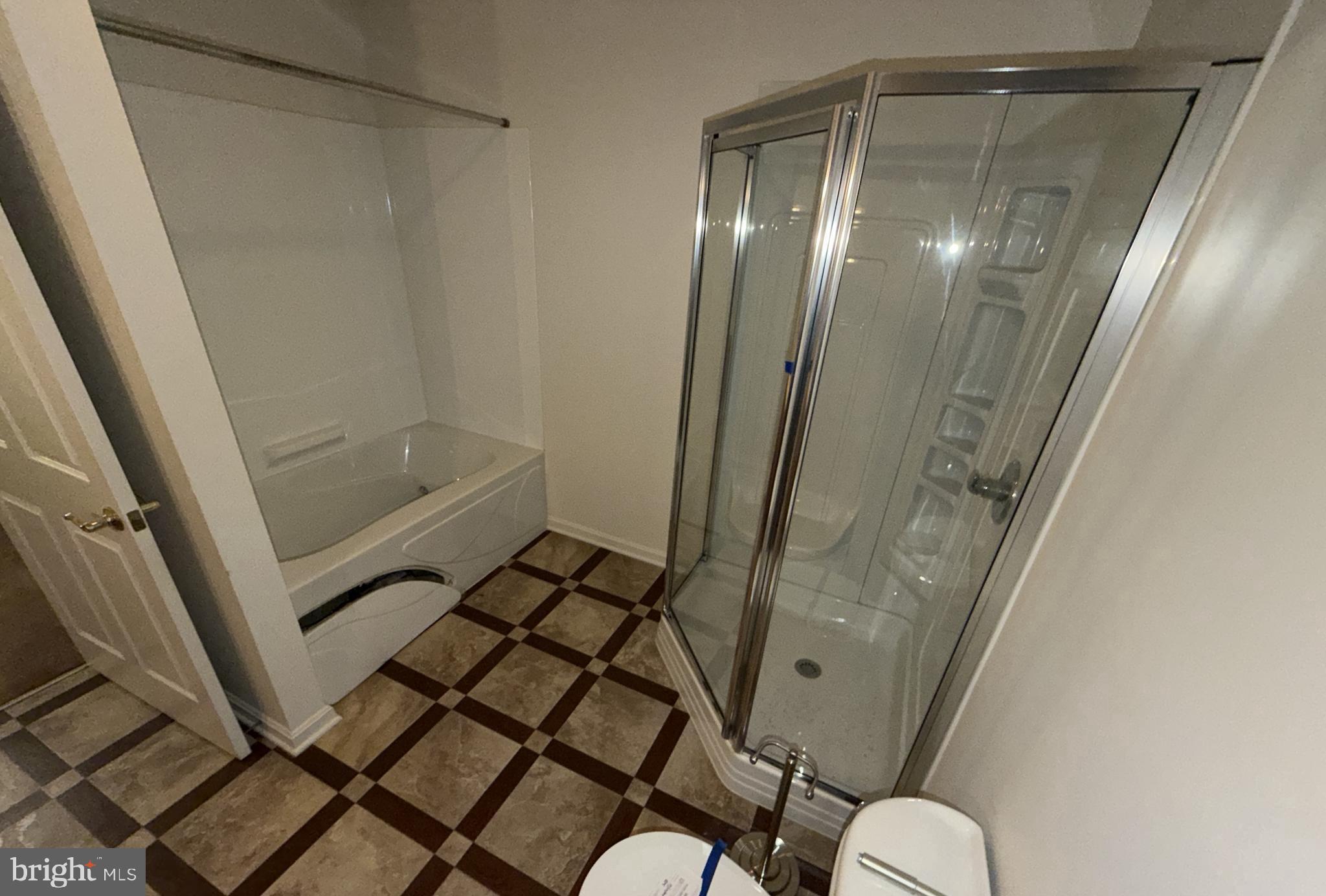 EAST RIDGE TOWNHOMES - Residential