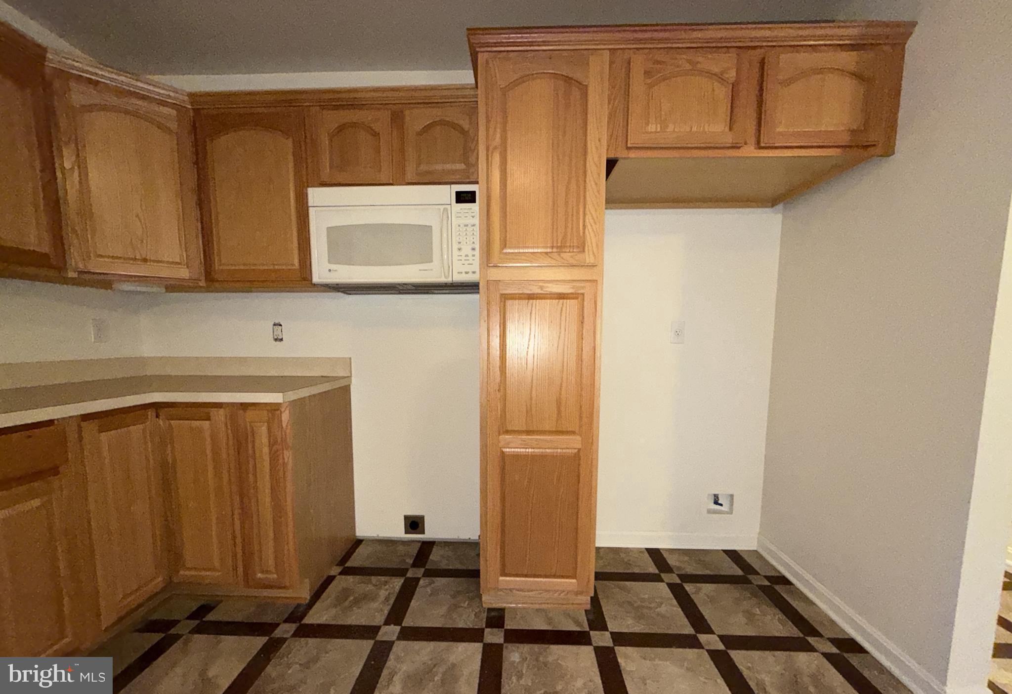 EAST RIDGE TOWNHOMES - Residential