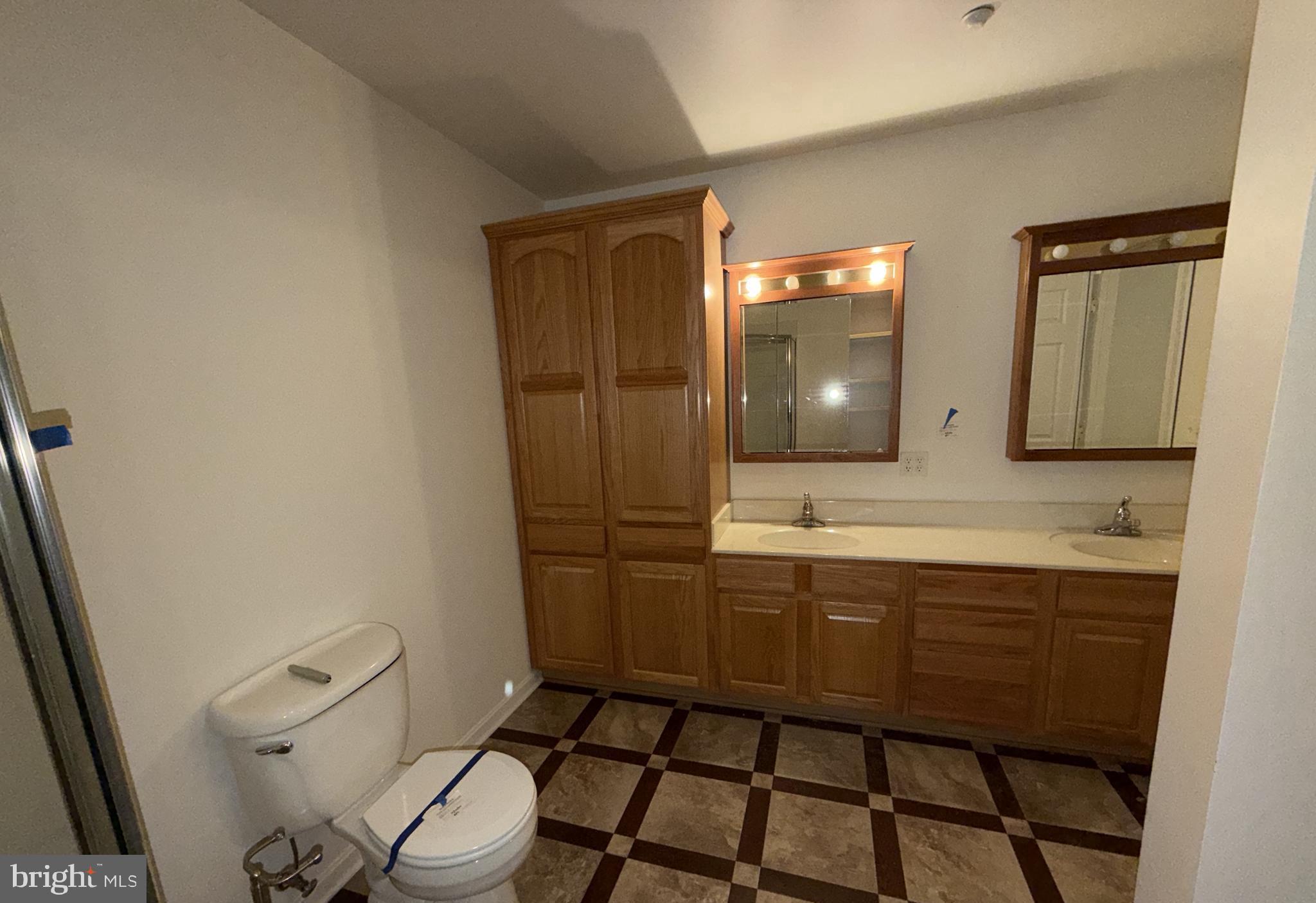 EAST RIDGE TOWNHOMES - Residential