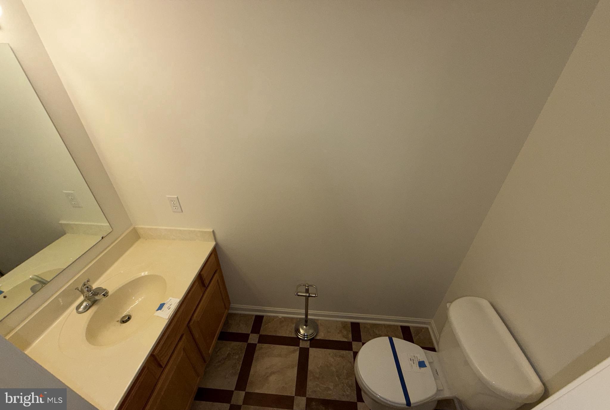 EAST RIDGE TOWNHOMES - Residential