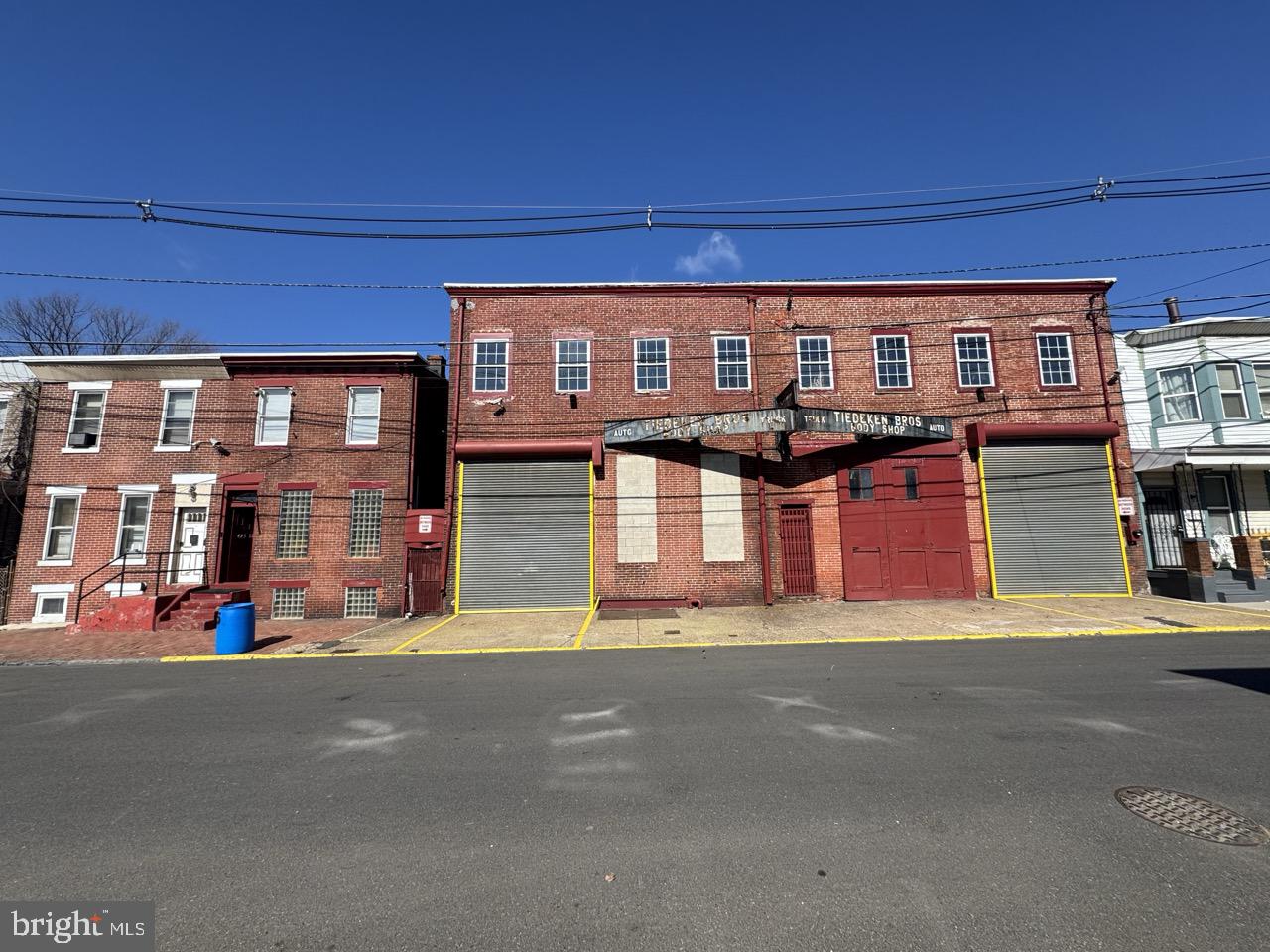 429 CARL MILLER BOULEVARD 433