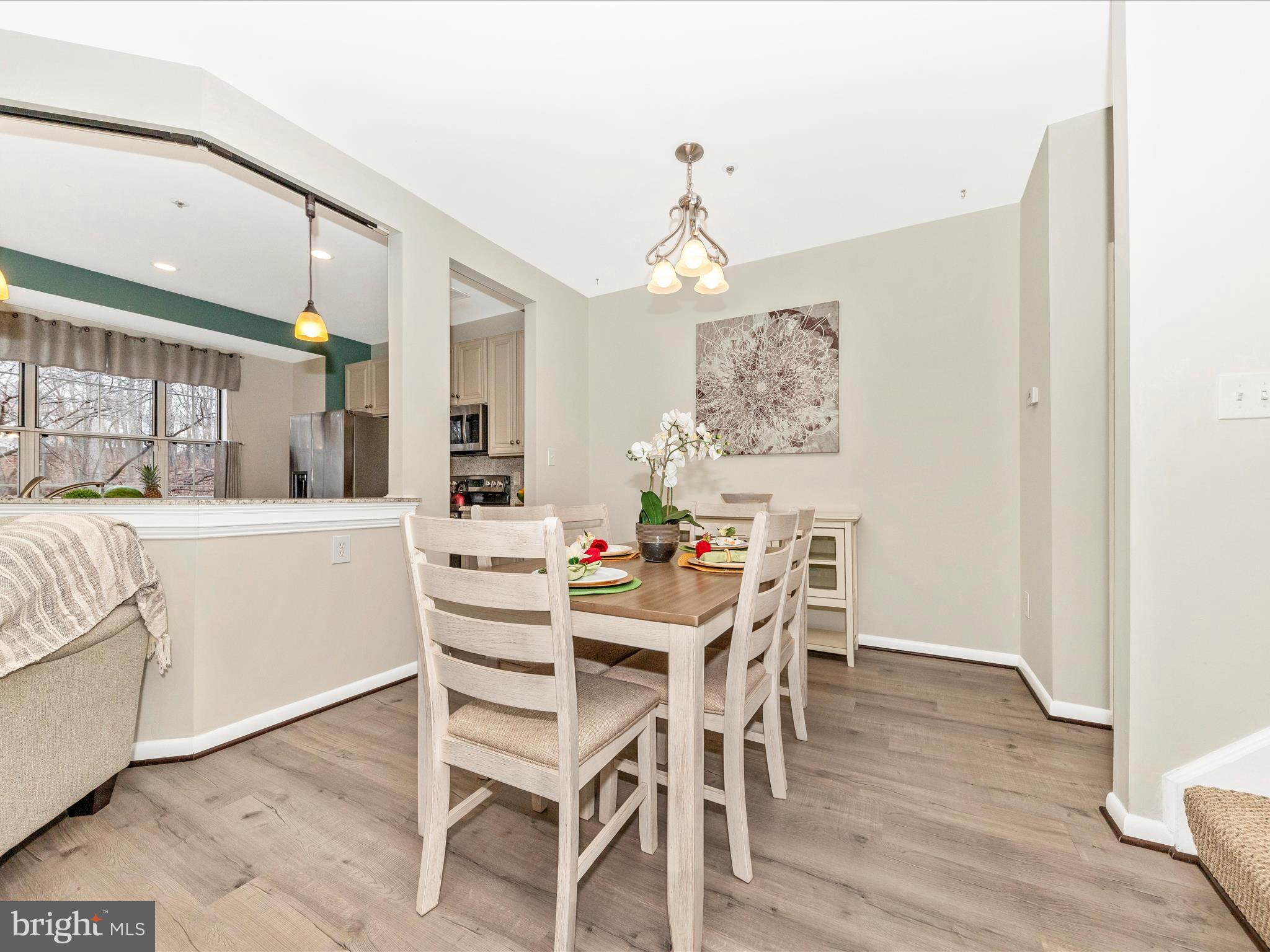 FOREST BROOKE - Residential