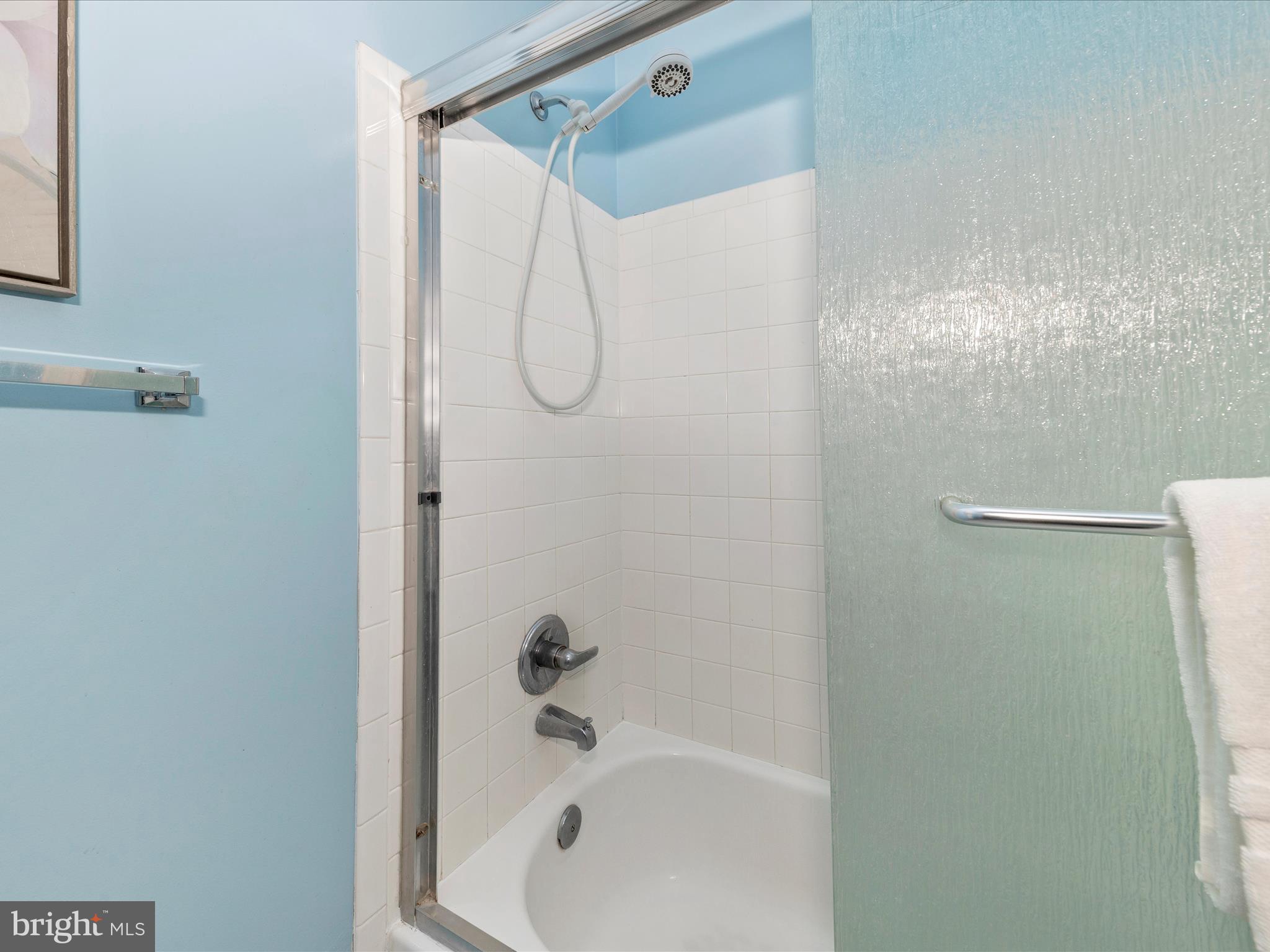 FOREST BROOKE - Residential