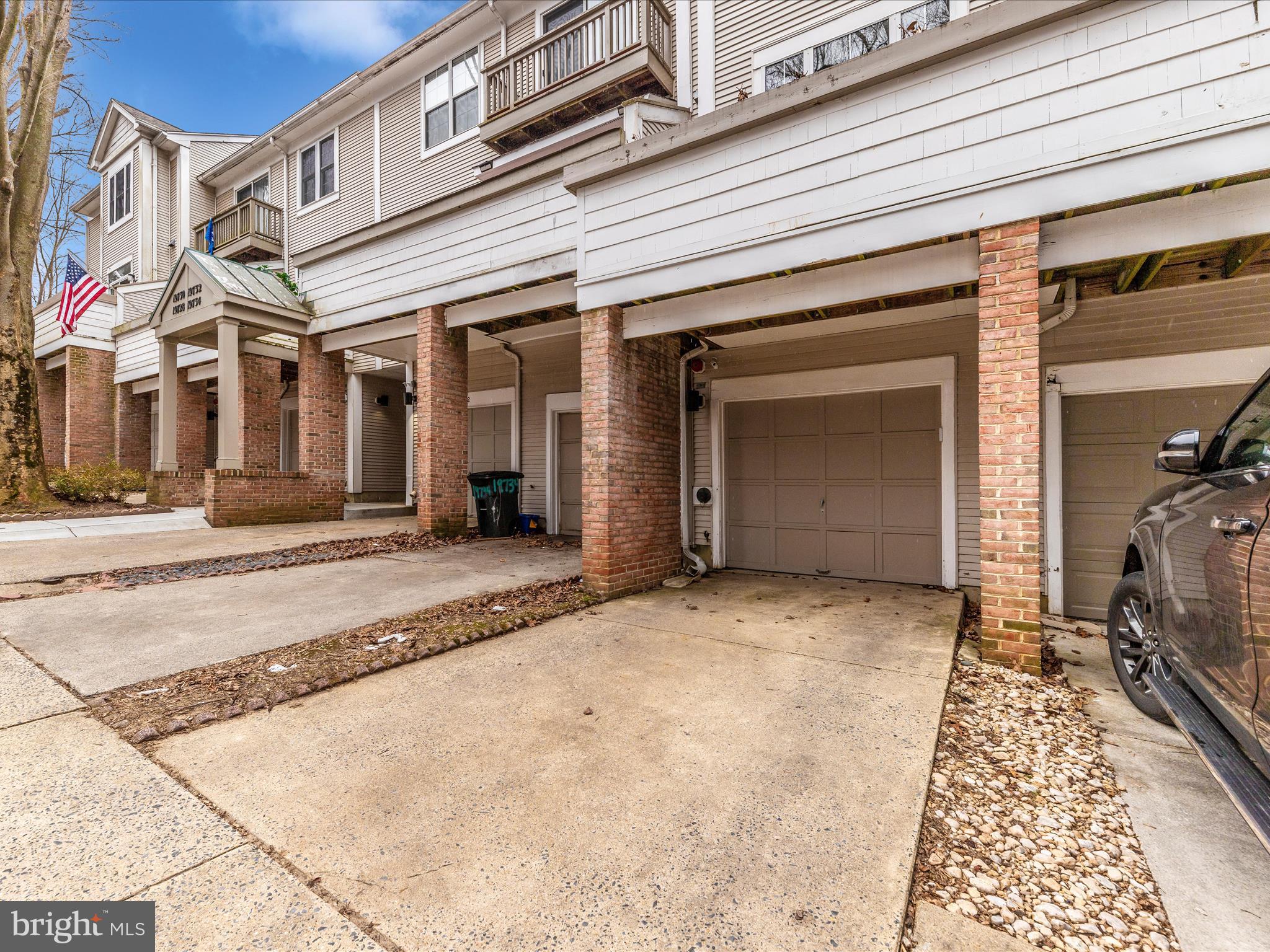 FOREST BROOKE - Residential