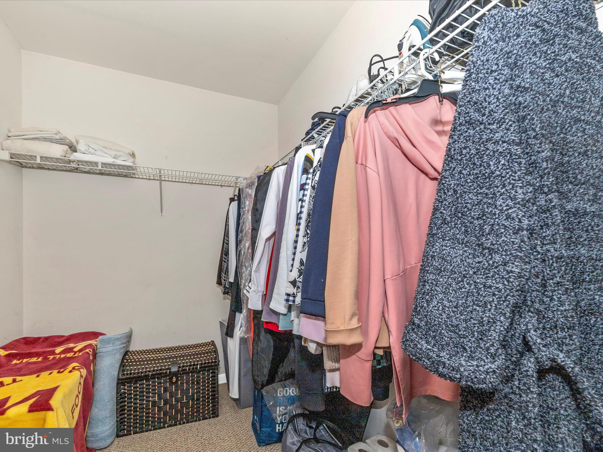 FOREST BROOKE - Residential