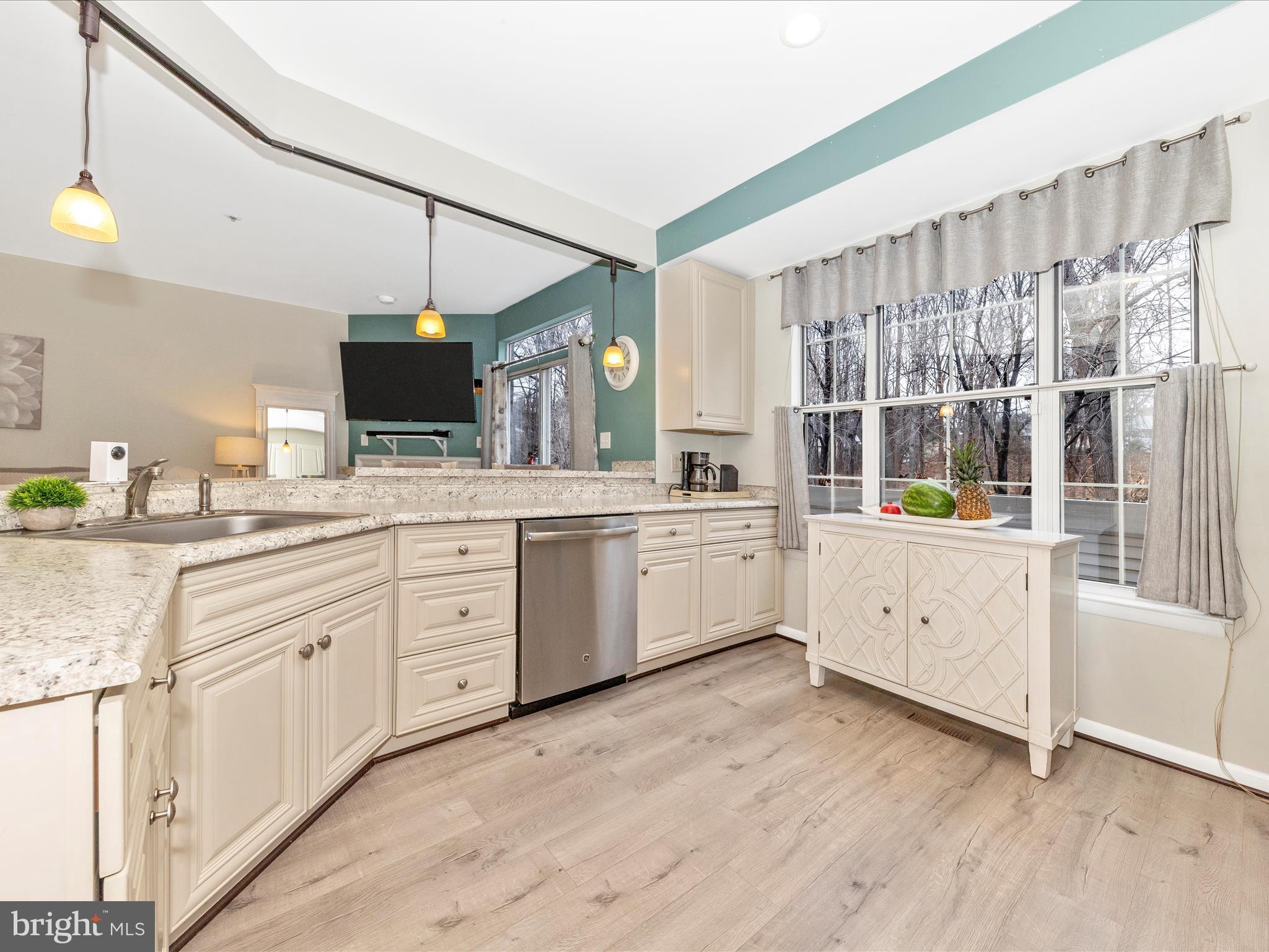 FOREST BROOKE - Residential