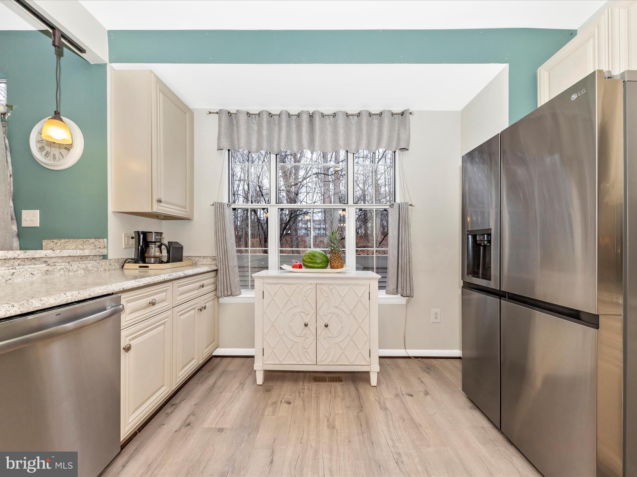 FOREST BROOKE - Residential