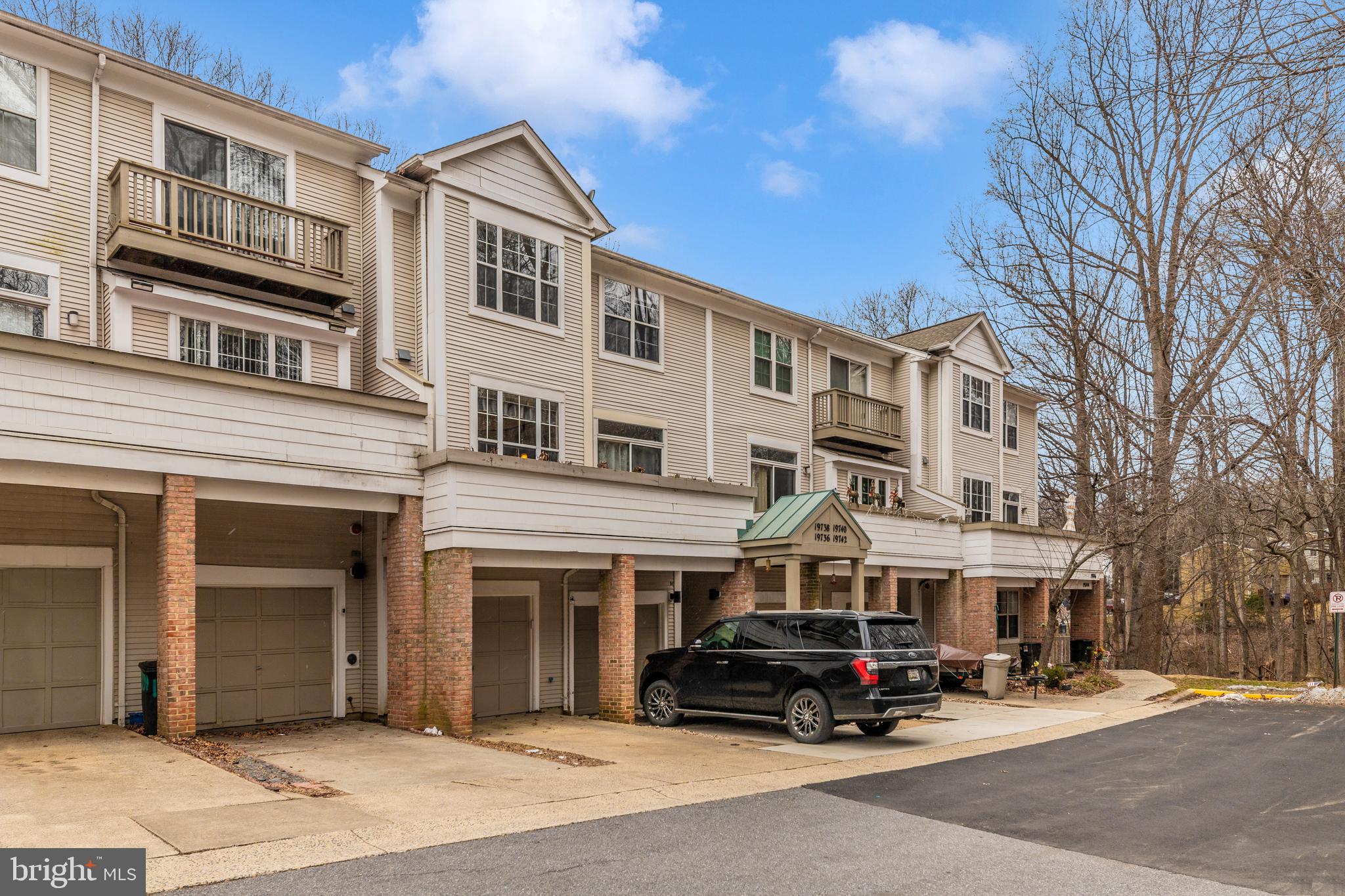 FOREST BROOKE - Residential