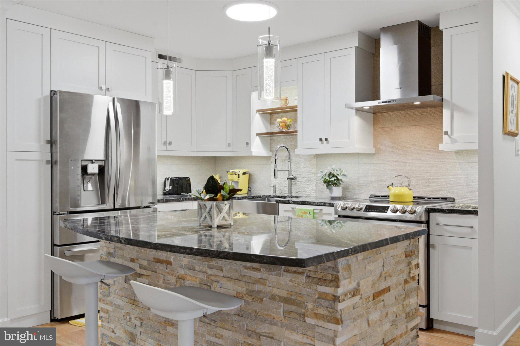 10619 VALLEY FORGE CIRCLE 619