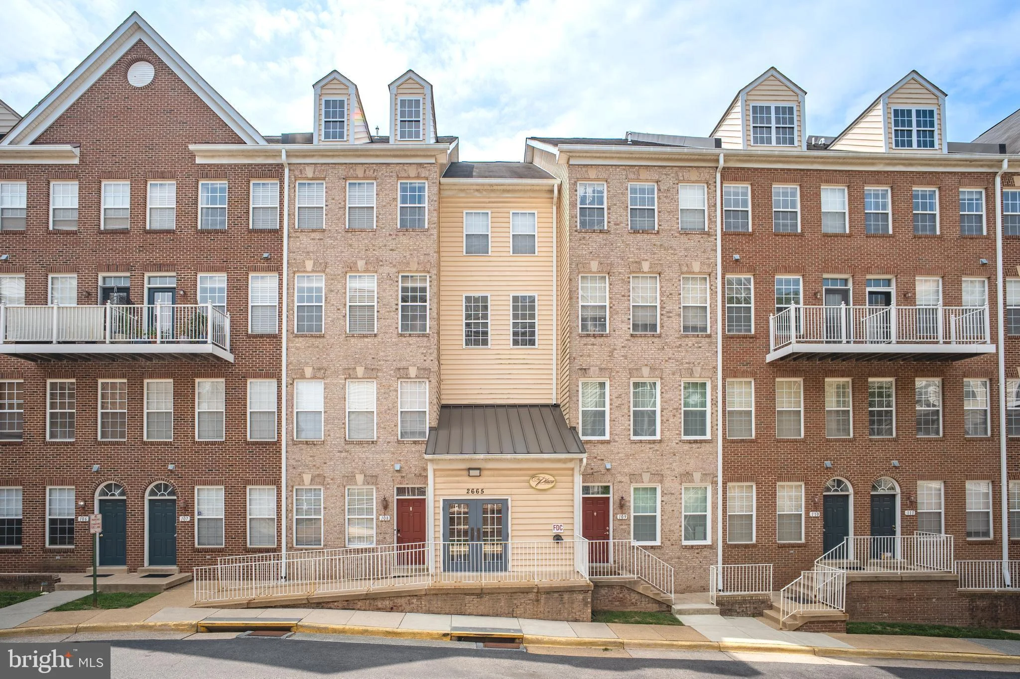 2665 Manhattan Place Unit 310