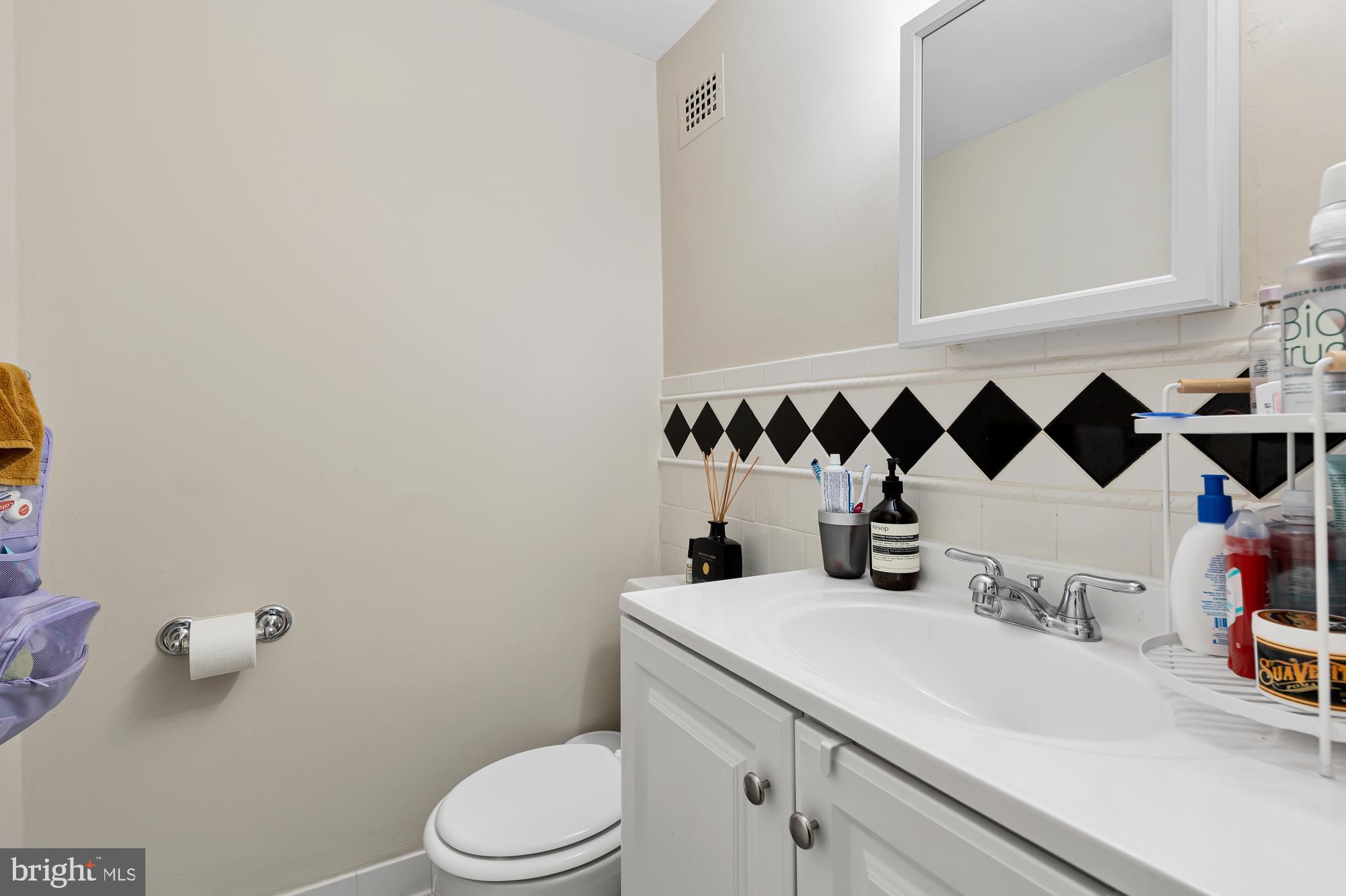 THAYER TOWERS - Residential