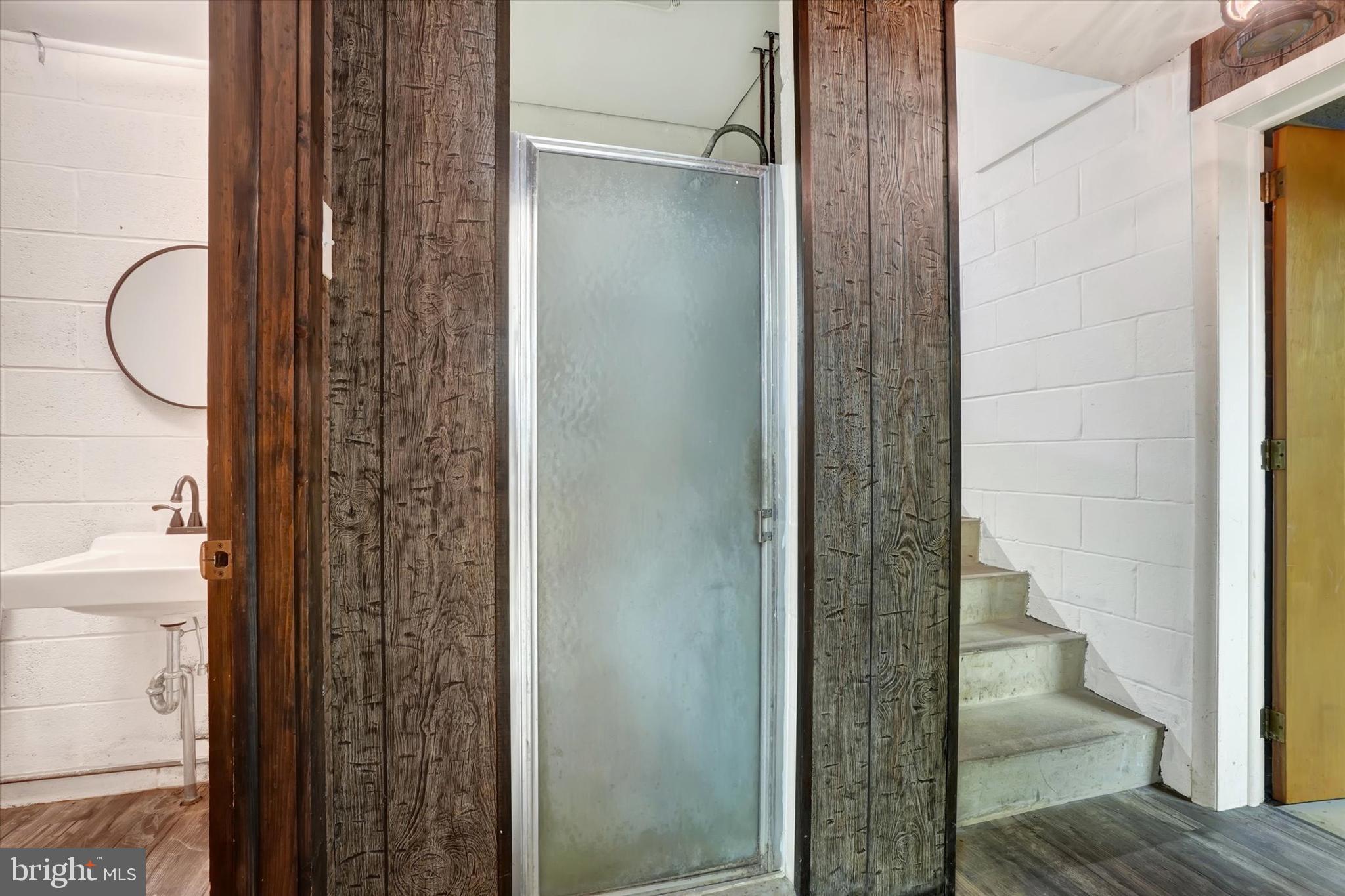 CAROL HEIGHTS - Residential