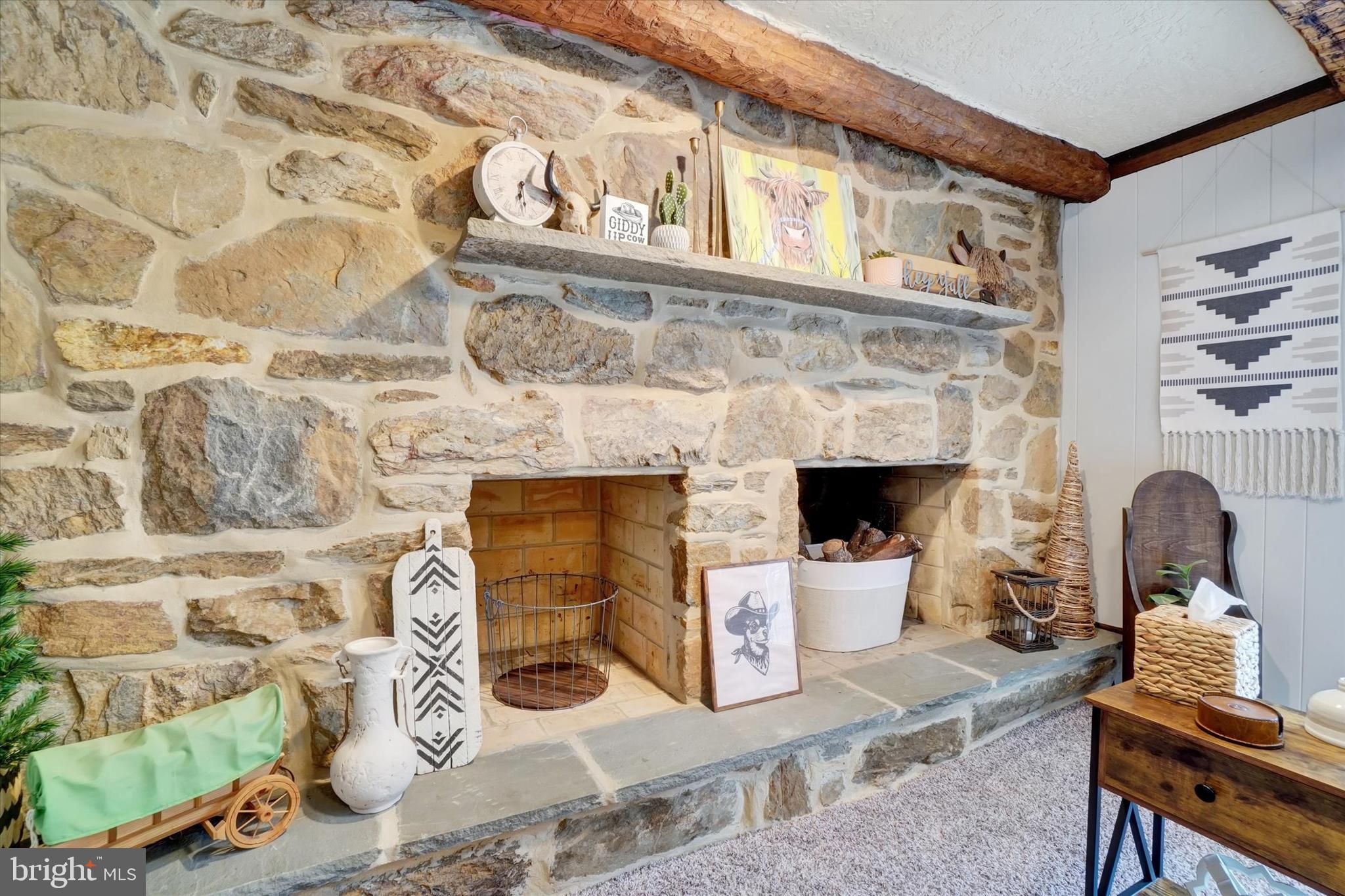 CAROL HEIGHTS - Residential