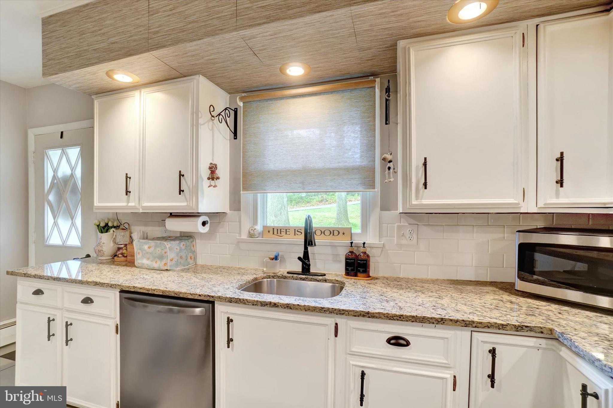 CAROL HEIGHTS - Residential