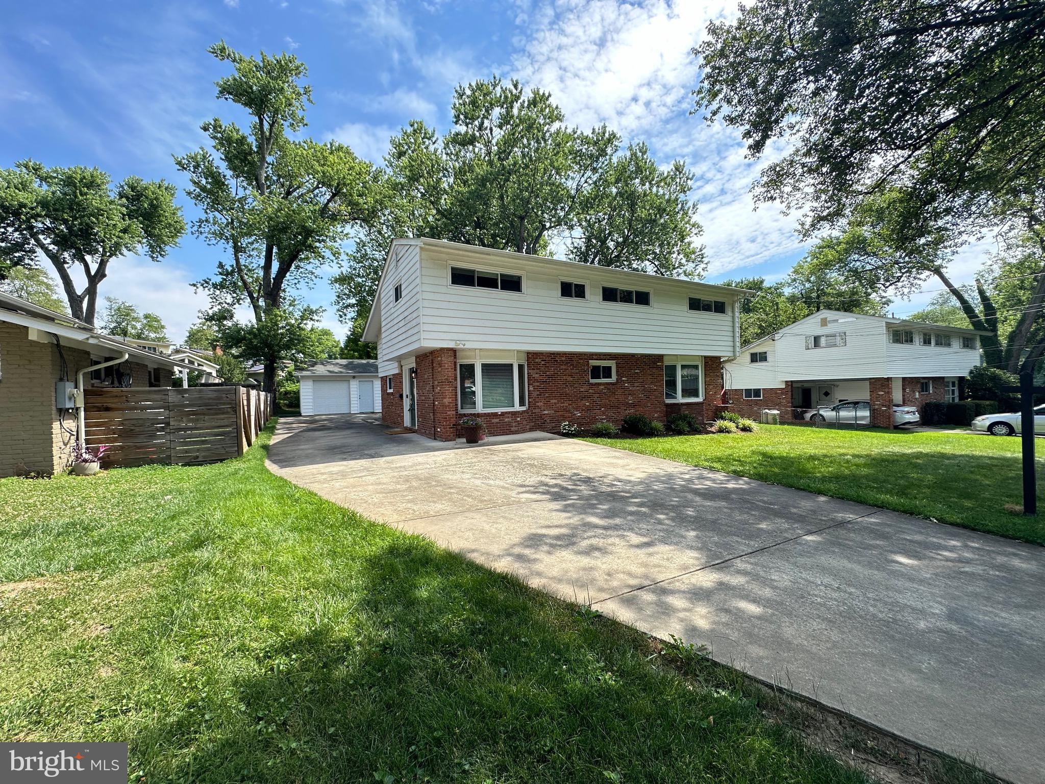 TWINBROOK - Residential Lease